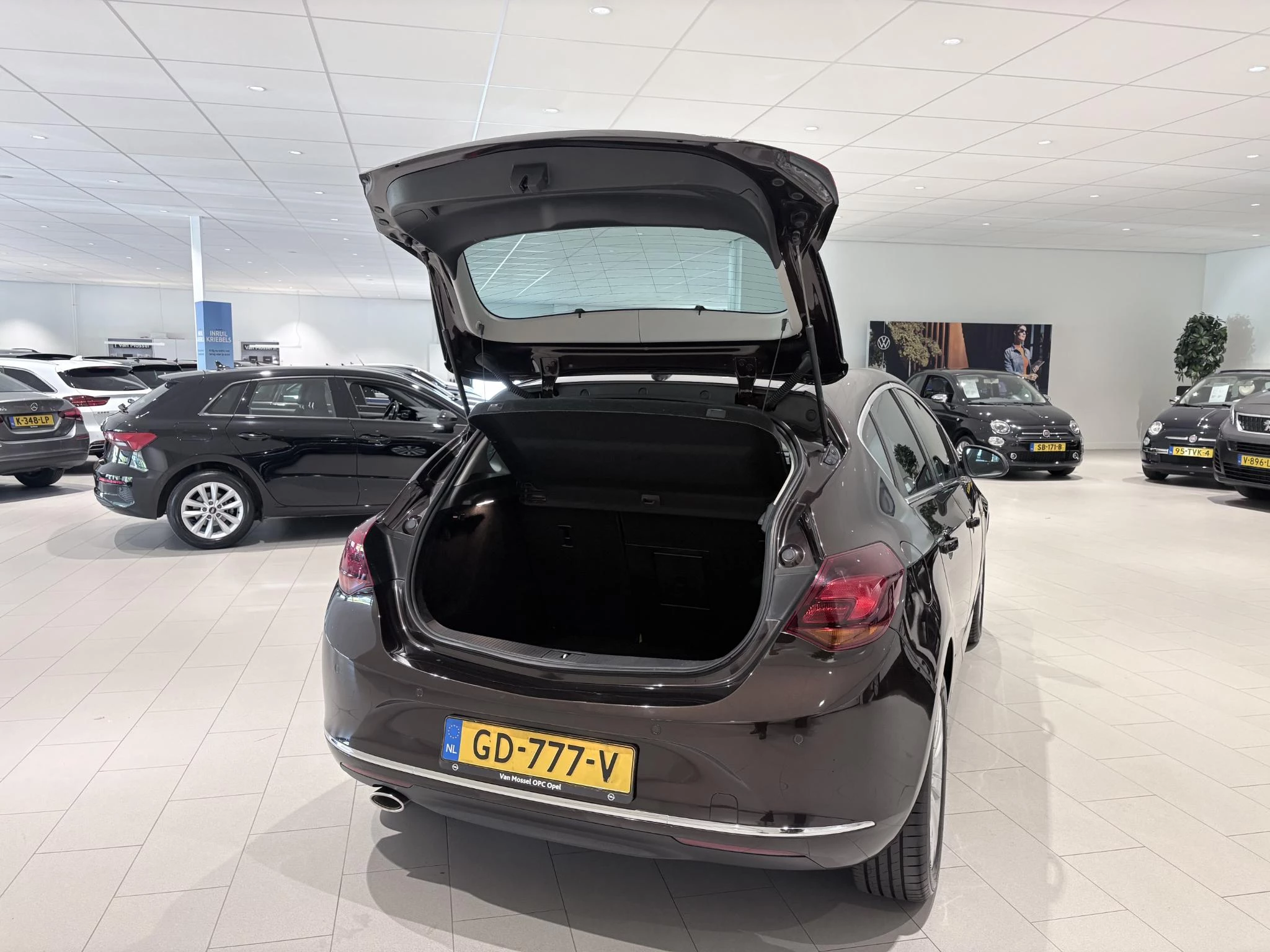 Opel-Astra-image-4