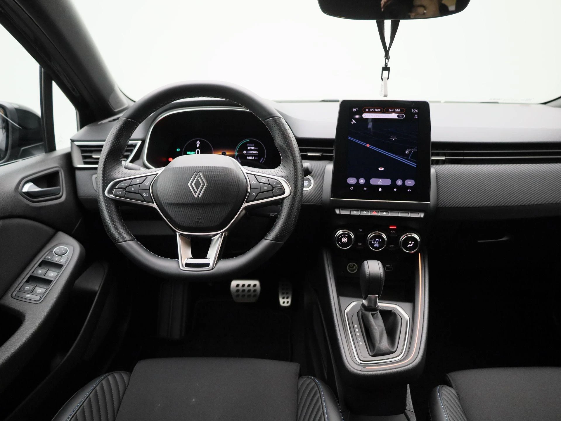 Renault-Clio-image-6