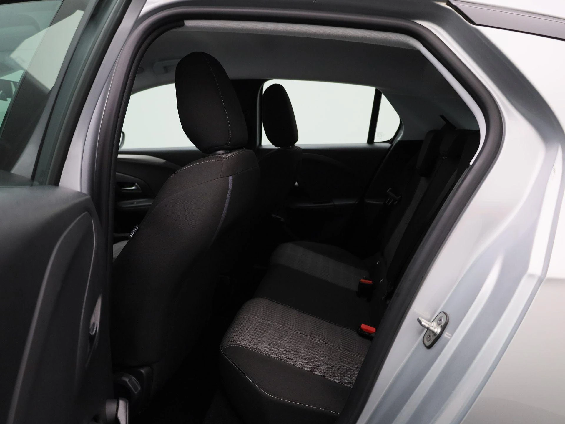 Opel-Corsa-image-9