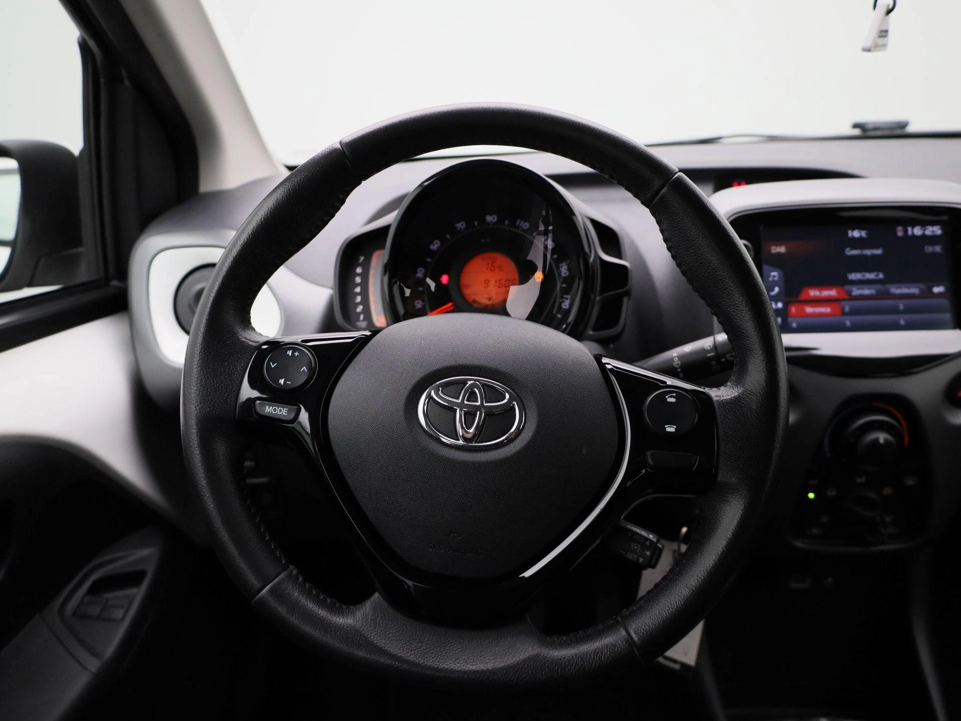 Toyota-Aygo-image-6