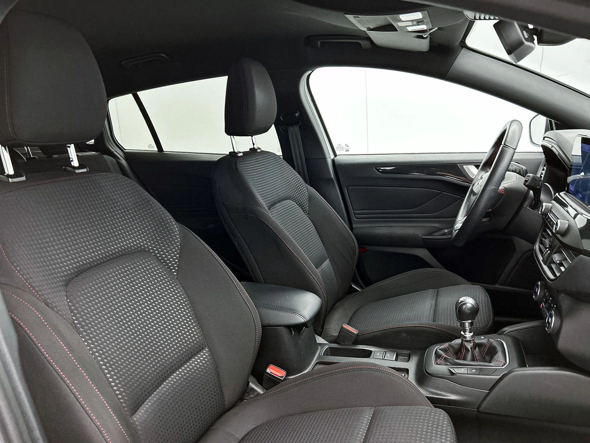 Ford Focus Wagon 1.0 EcoBoost ST Line Business