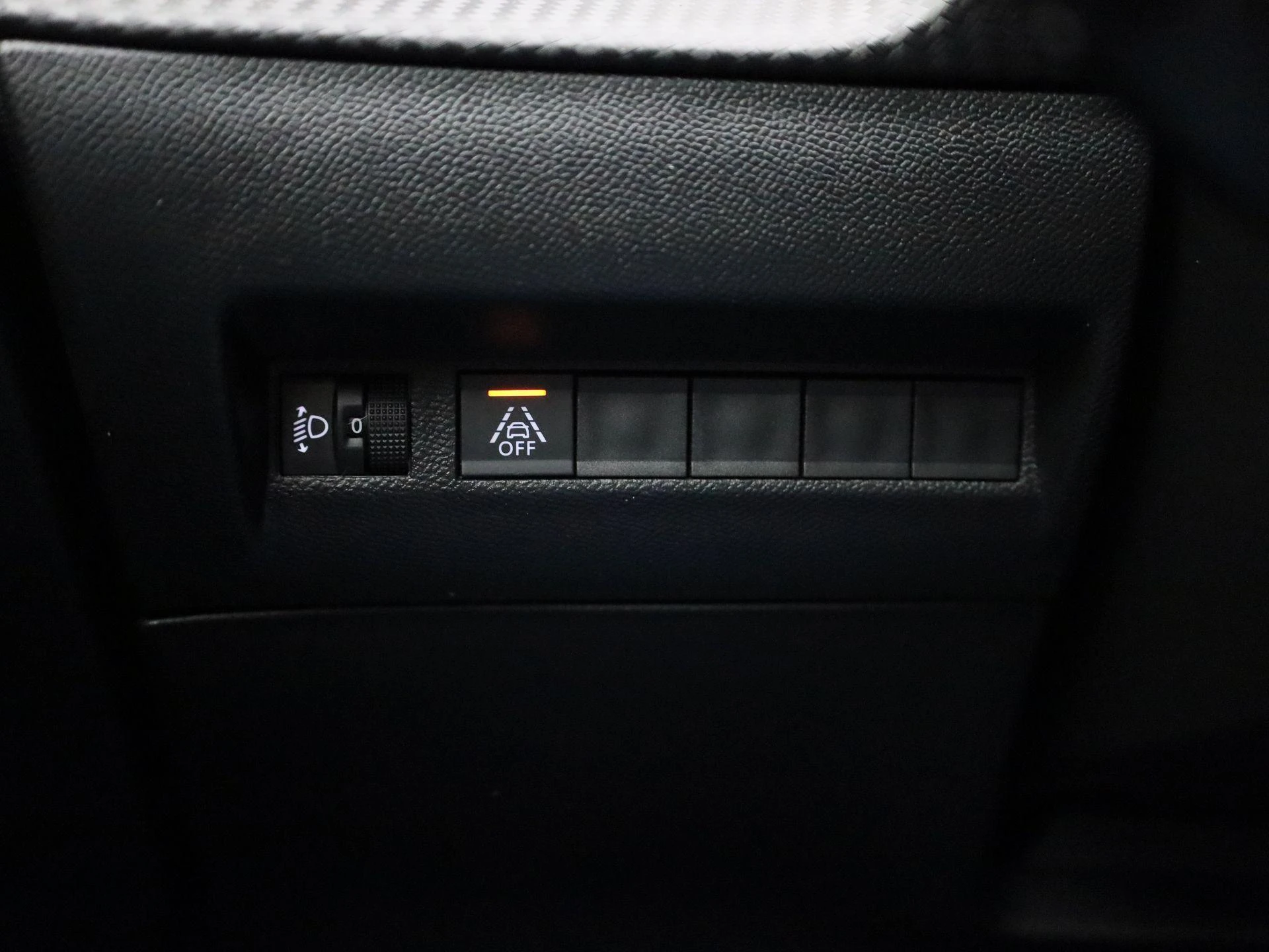 Peugeot-2008-image-23
