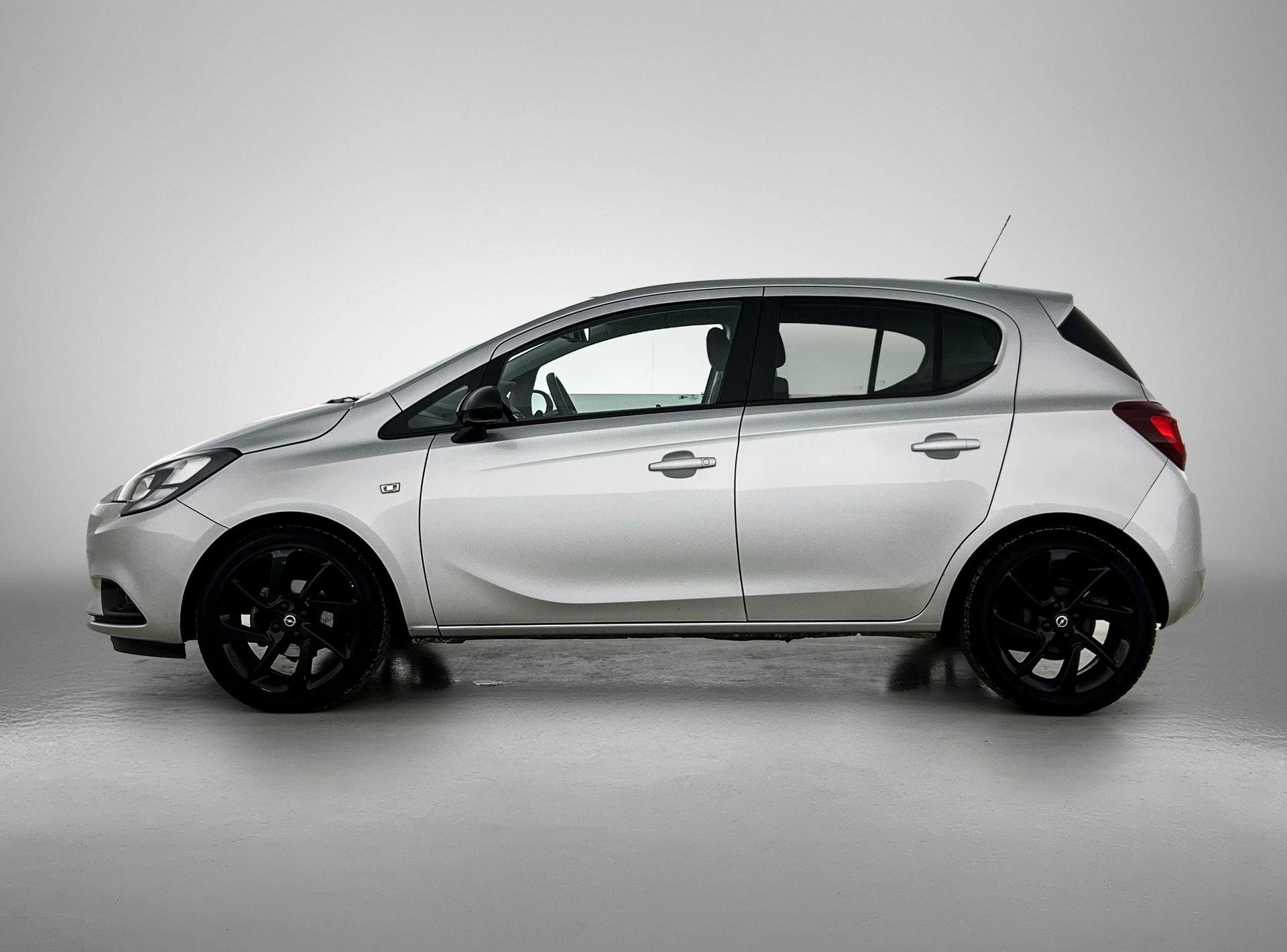 Opel-Corsa-image-1