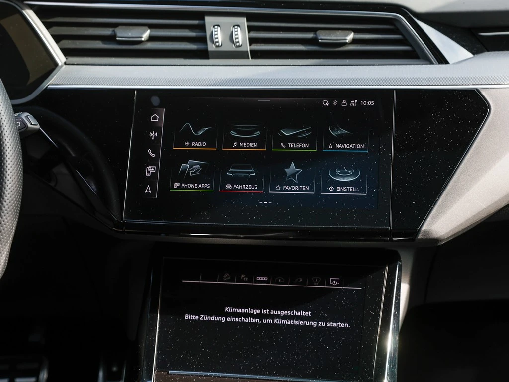 Audi-Q8 e-tron-image-12