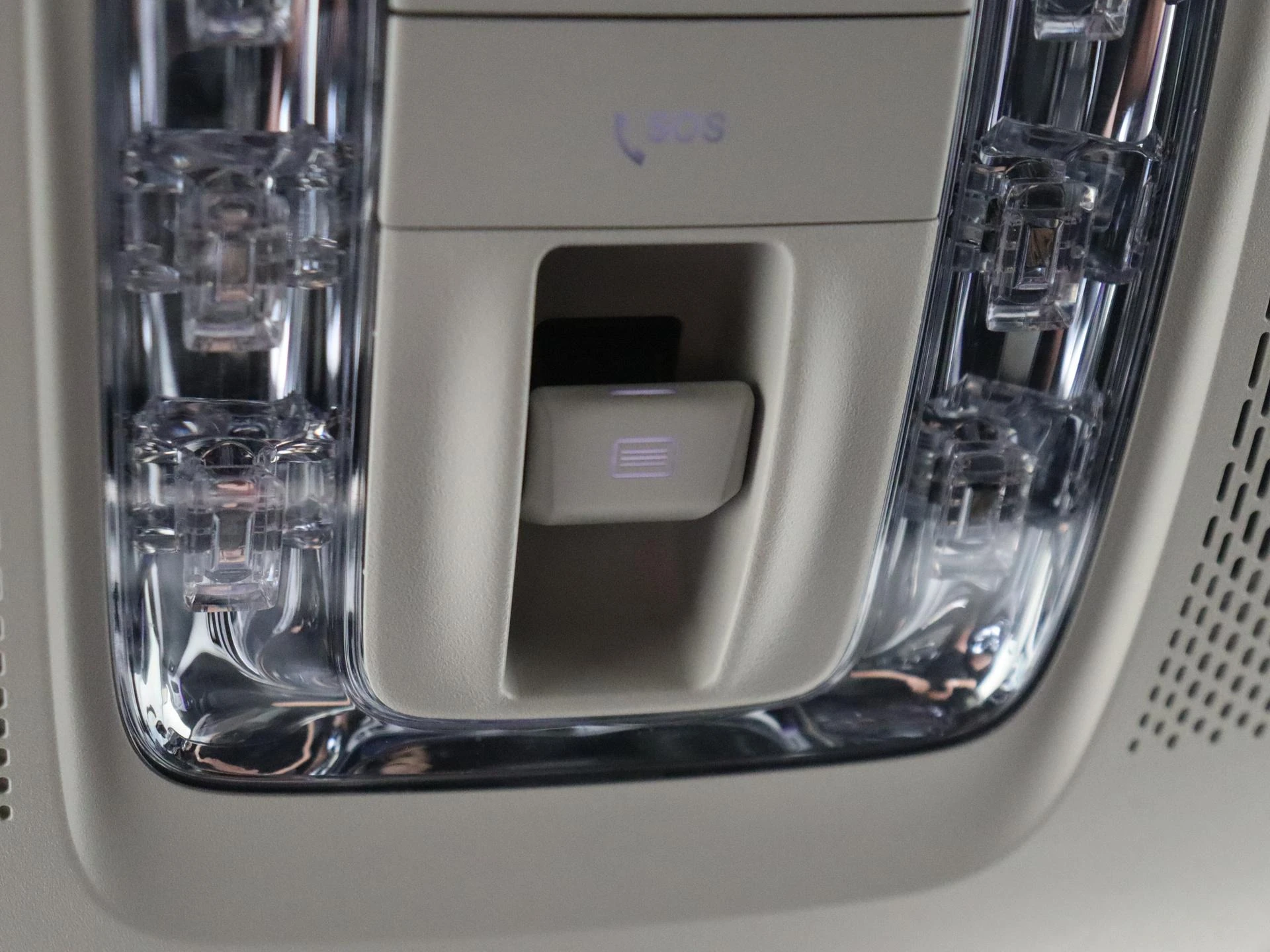 Mercedes-Benz-GLE-image-22