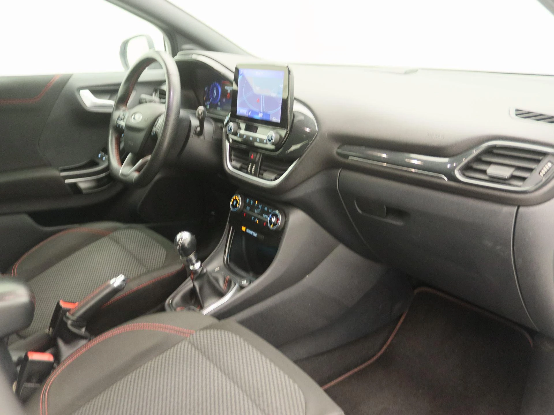 Ford-Puma-image-23