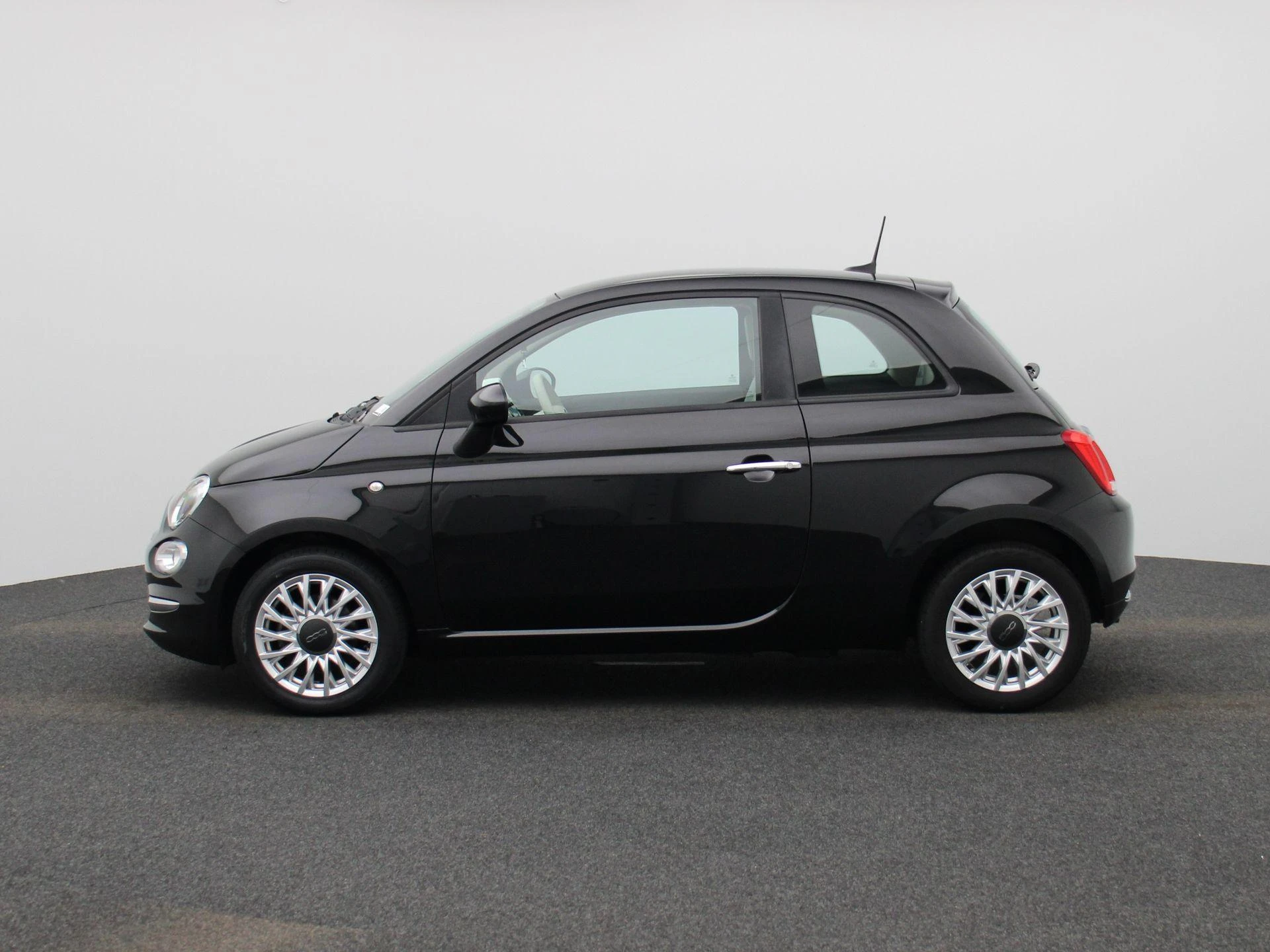 Fiat-500-image-3