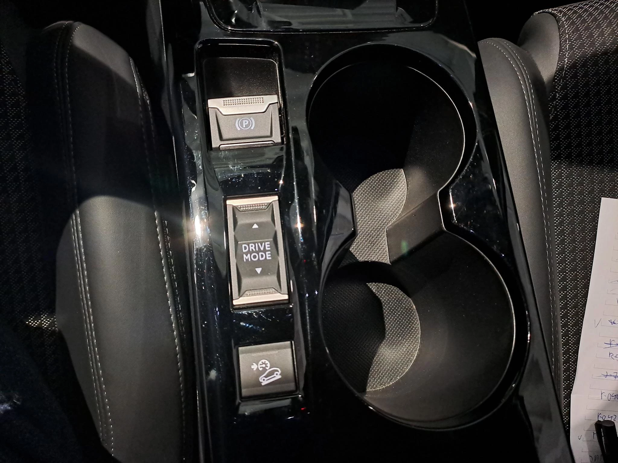 Peugeot-2008-image-16