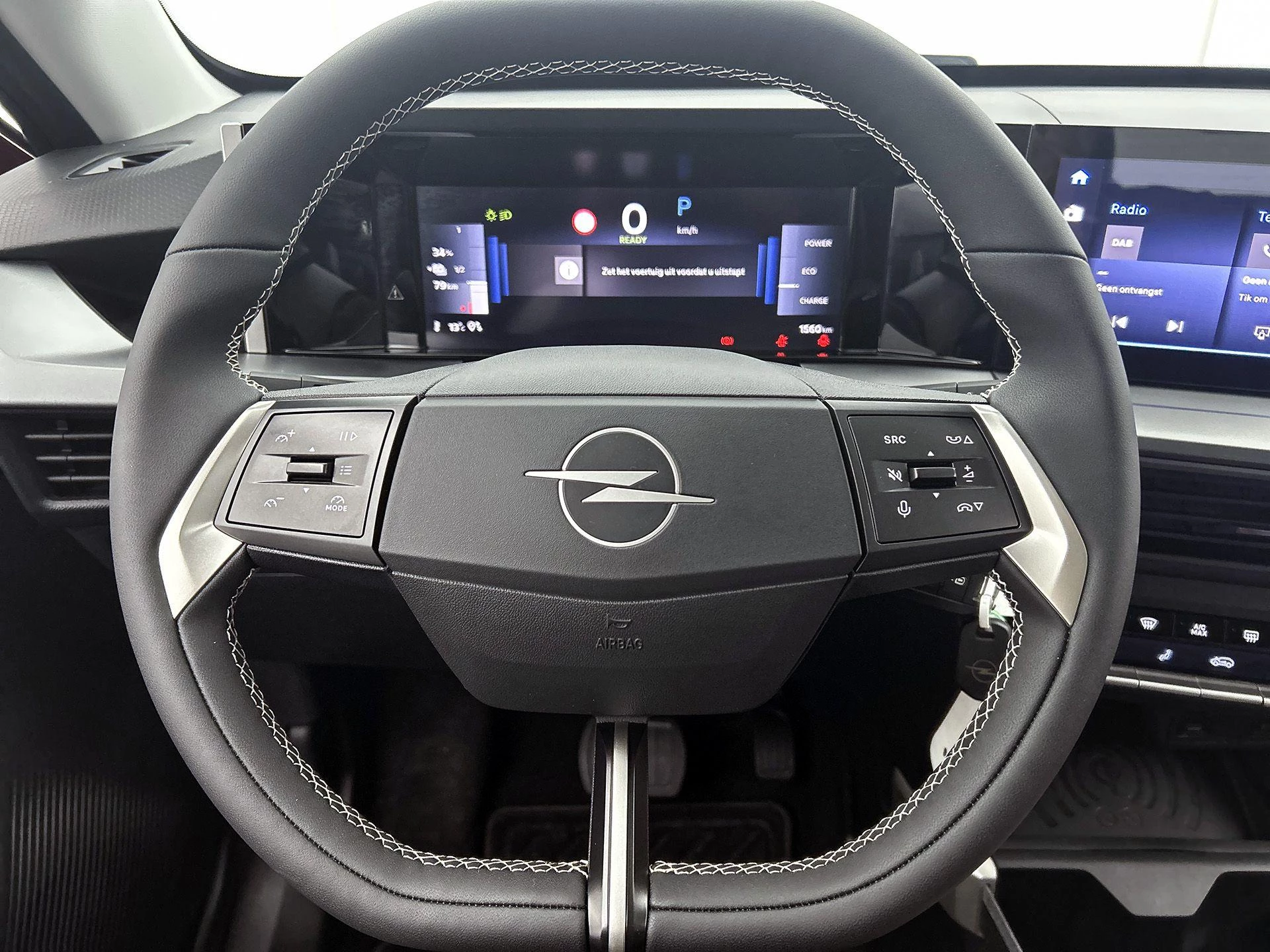 Opel-Frontera-image-31