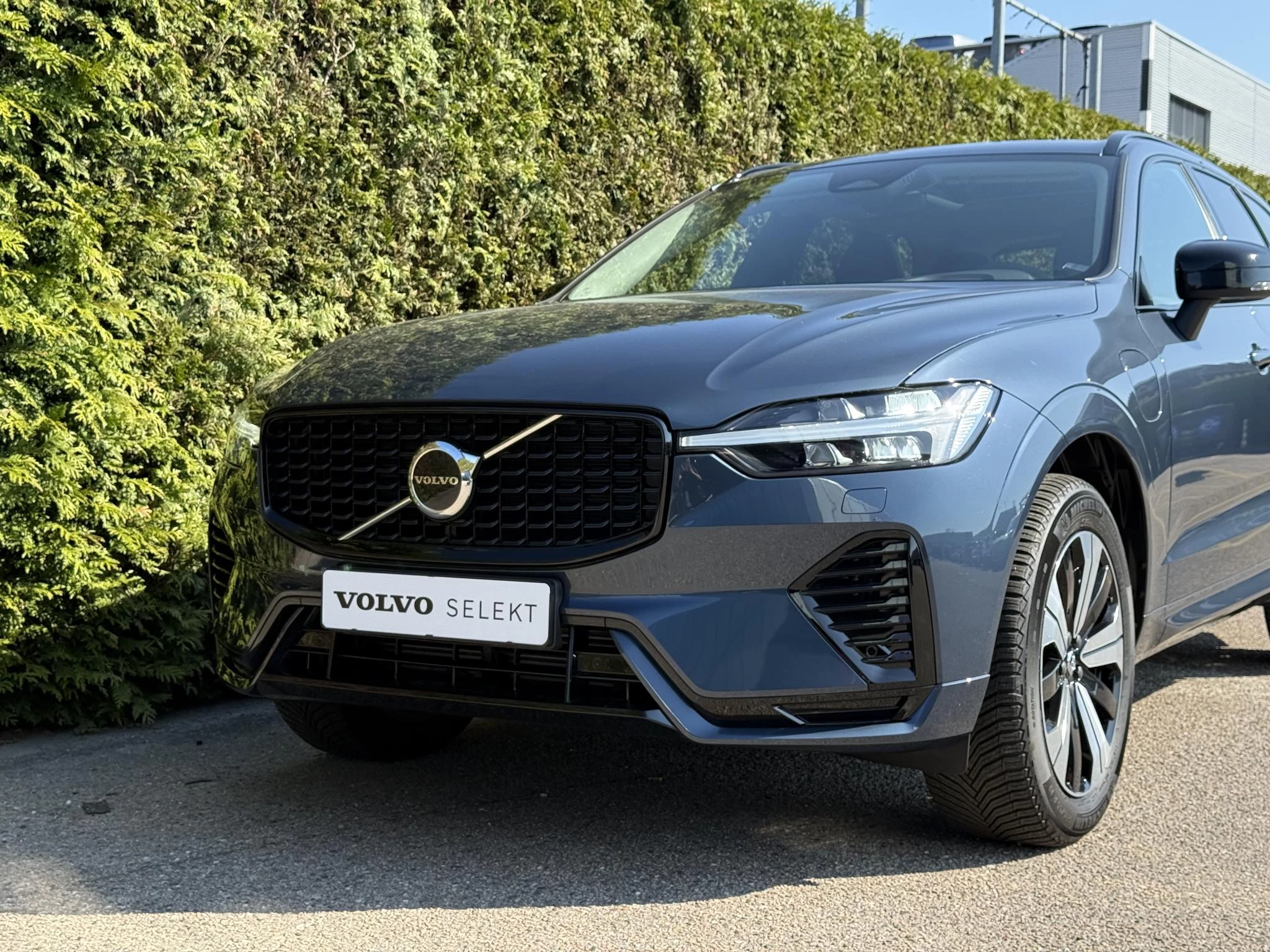 Volvo XC60 T6 Plug in Hybrid AWD Plus Dark