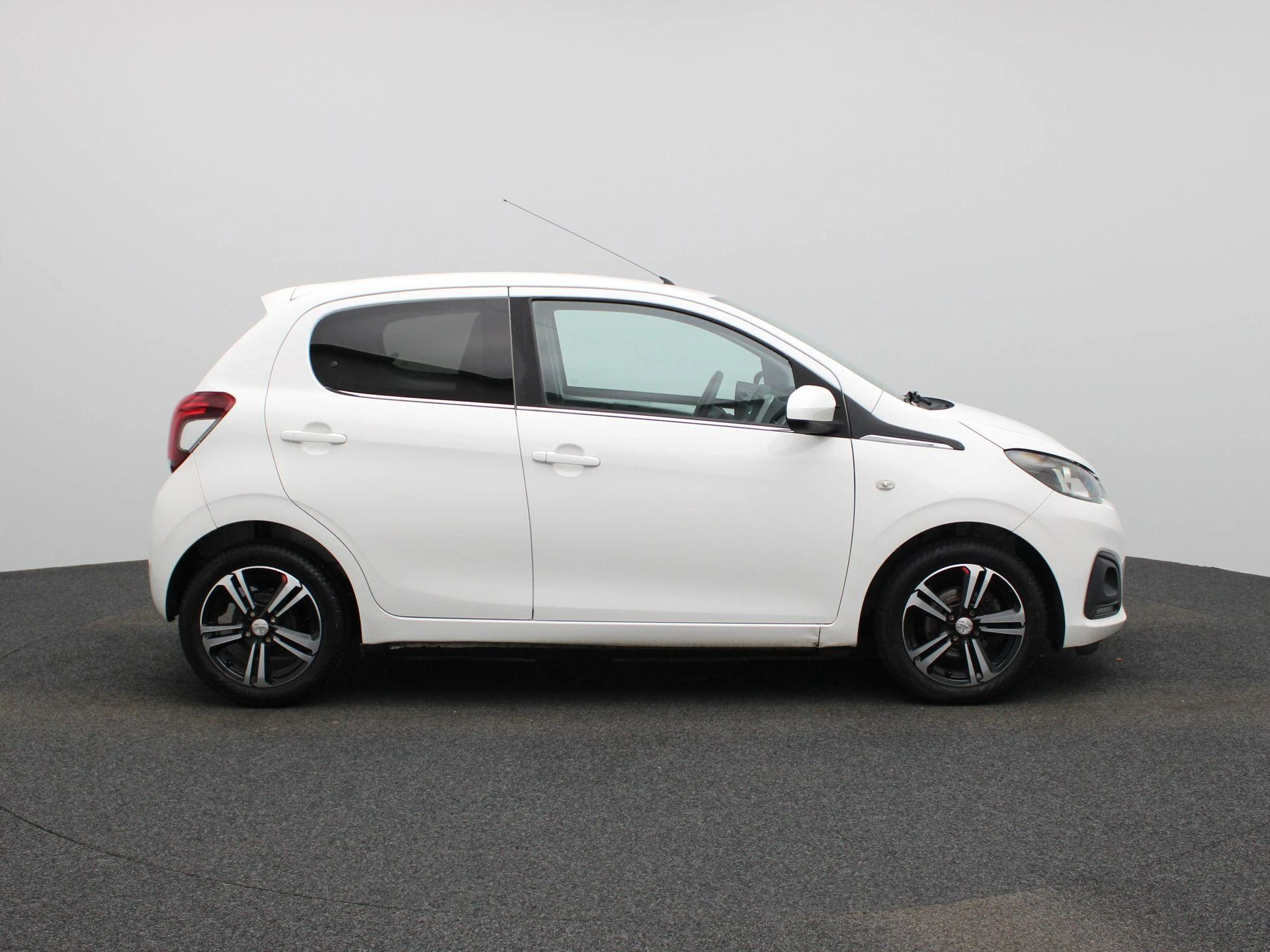 Peugeot-108-image-5