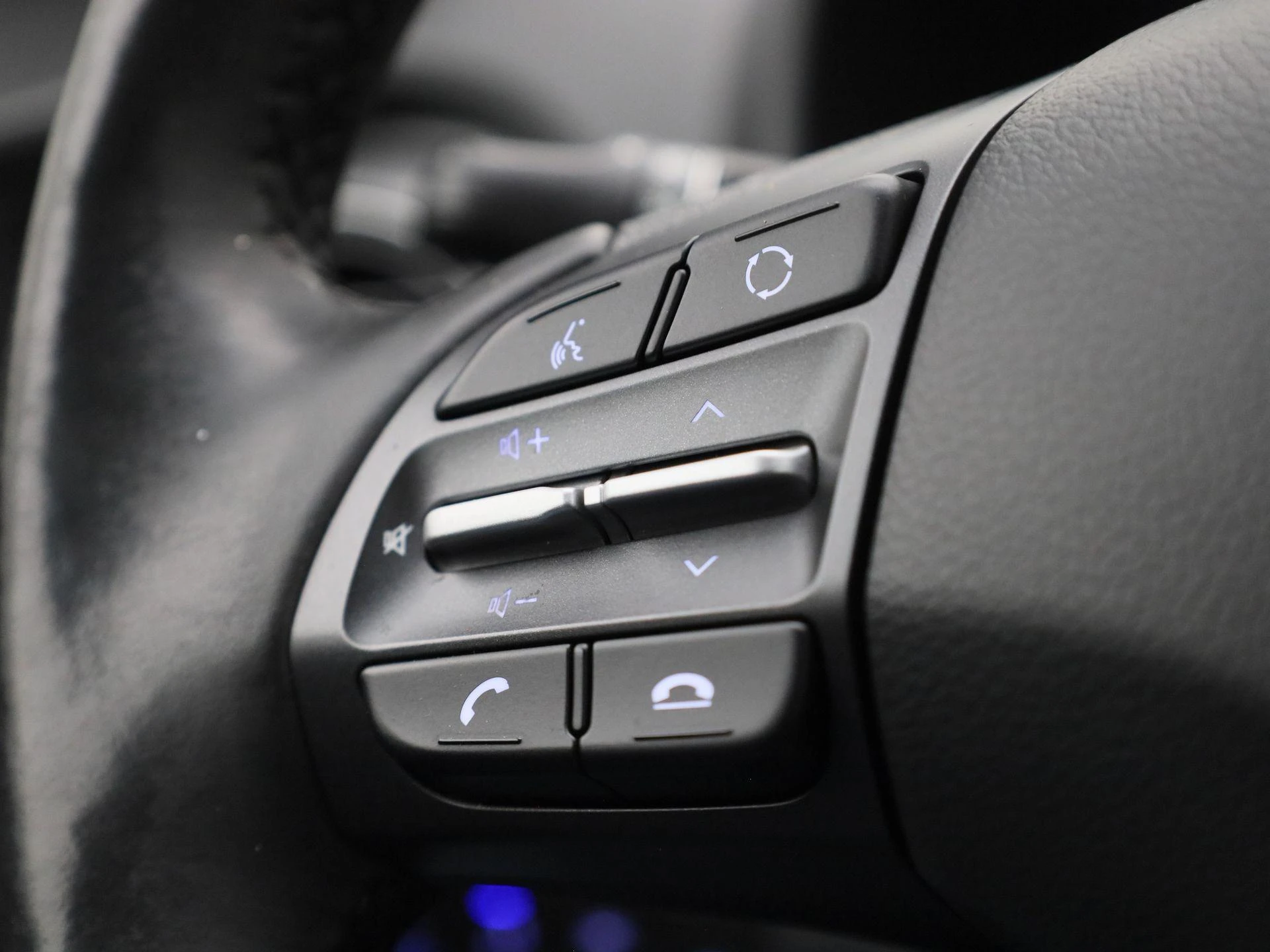 Hyundai-Kona-image-17