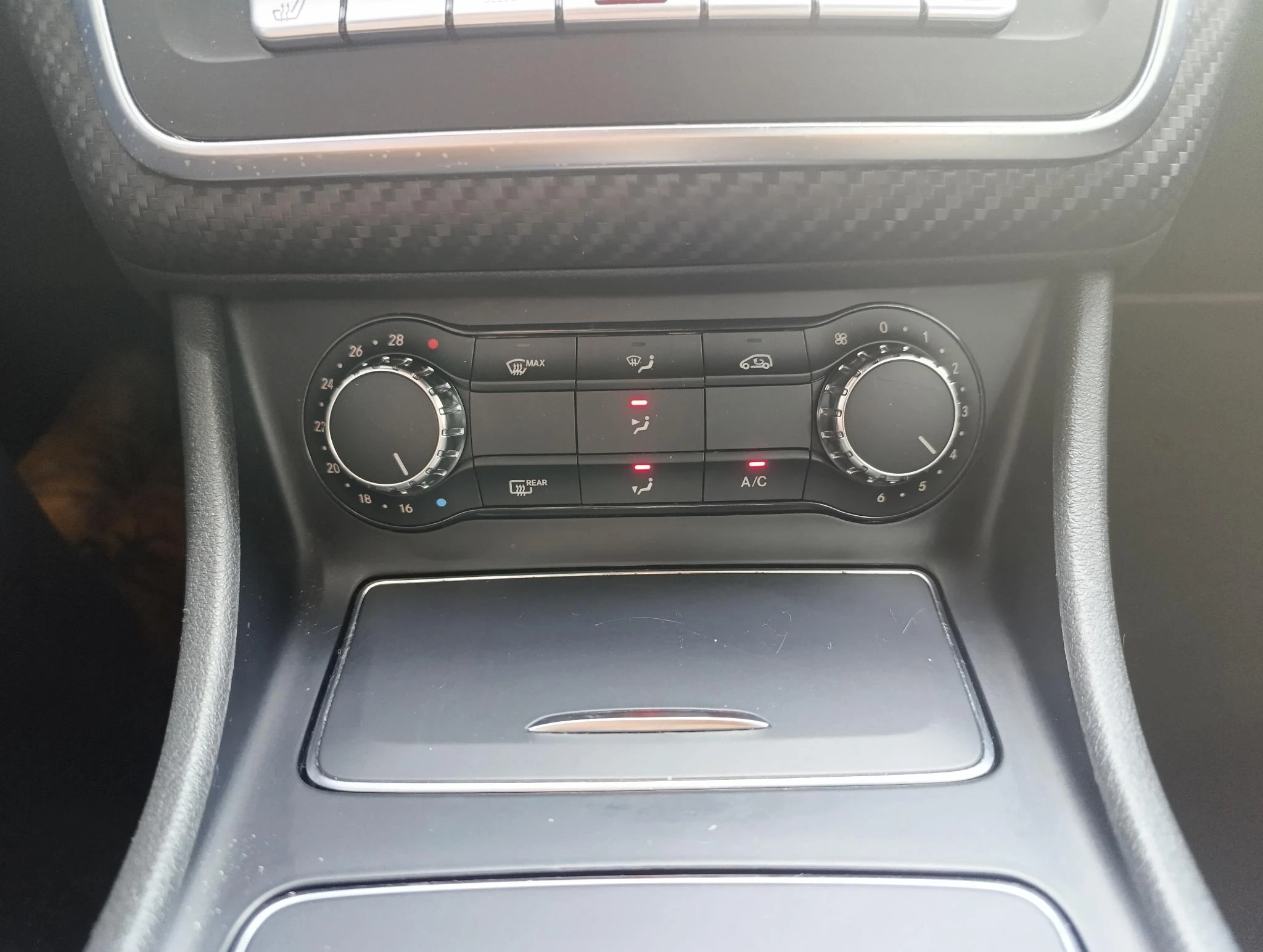 Mercedes-Benz A-Klasse 180 AMG Night Edition Plus