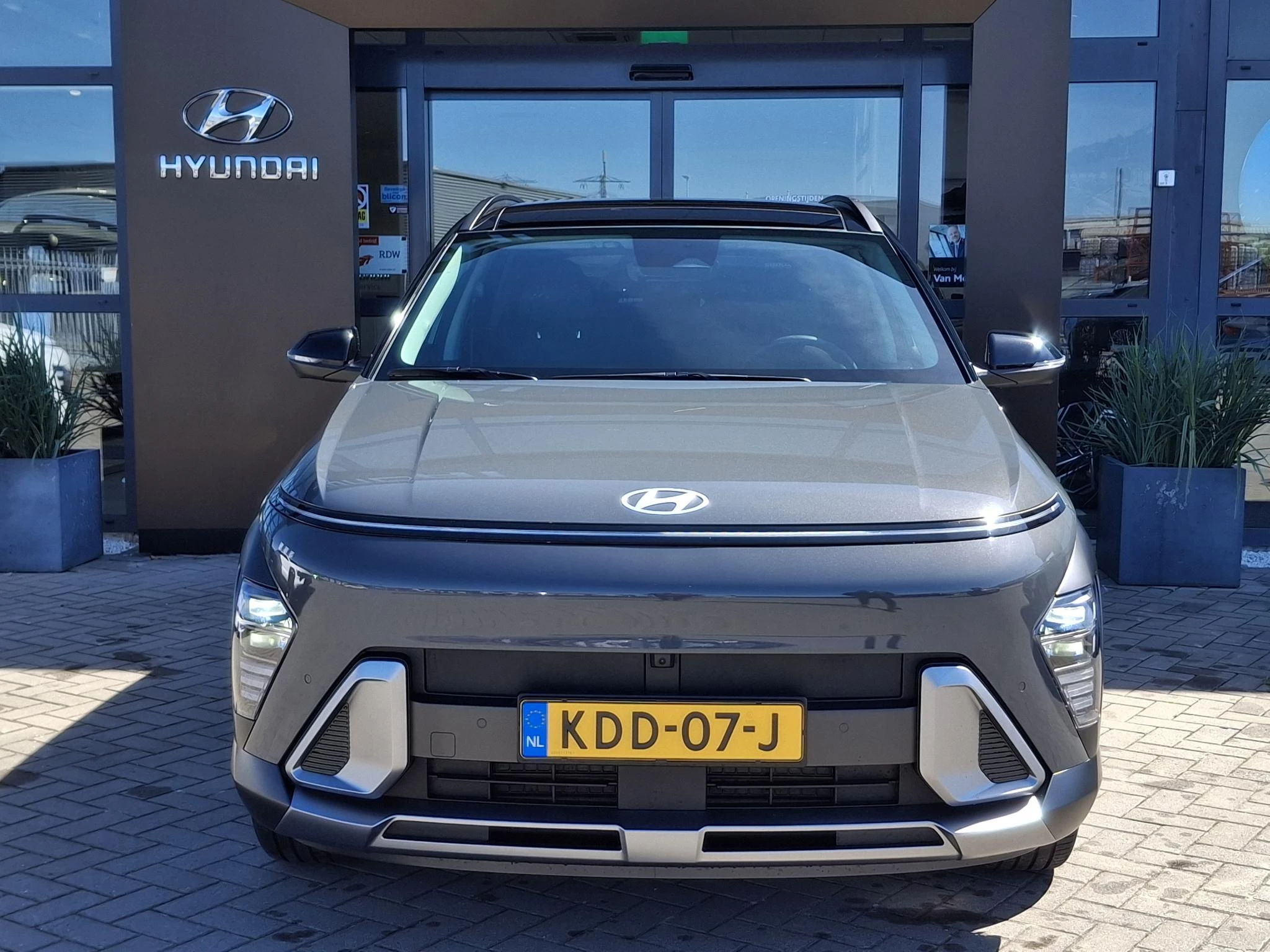 Hyundai Kona 1.6 GDI HEV Premium Sky