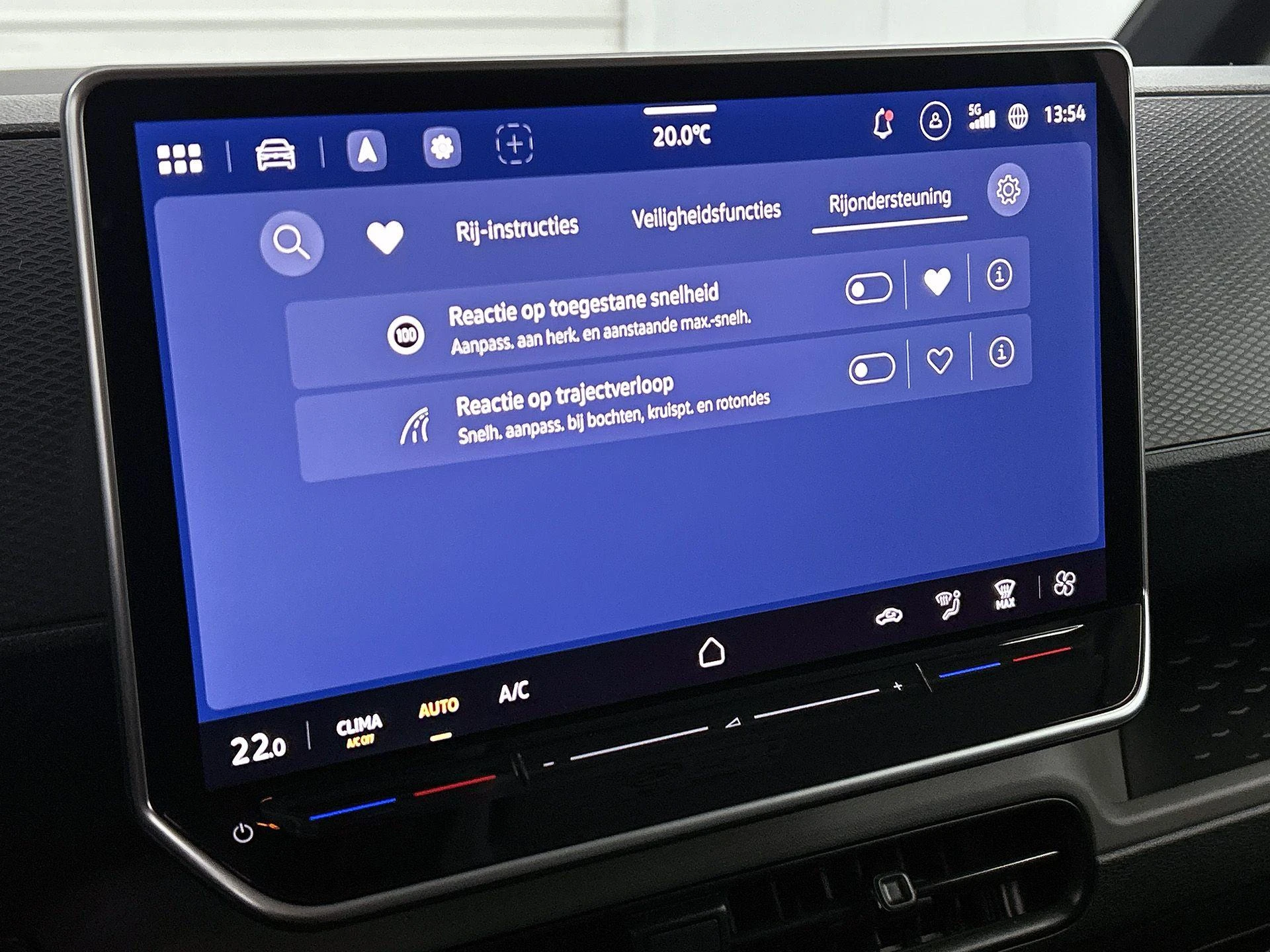 Volkswagen-ID. Buzz Cargo-image-12
