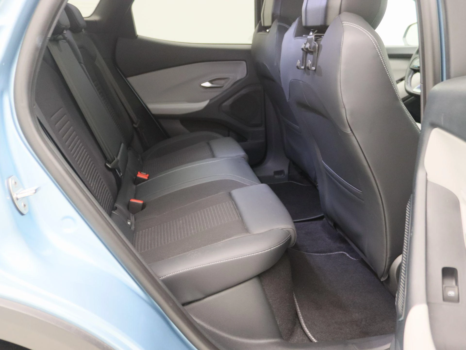 Ford-Explorer-image-25