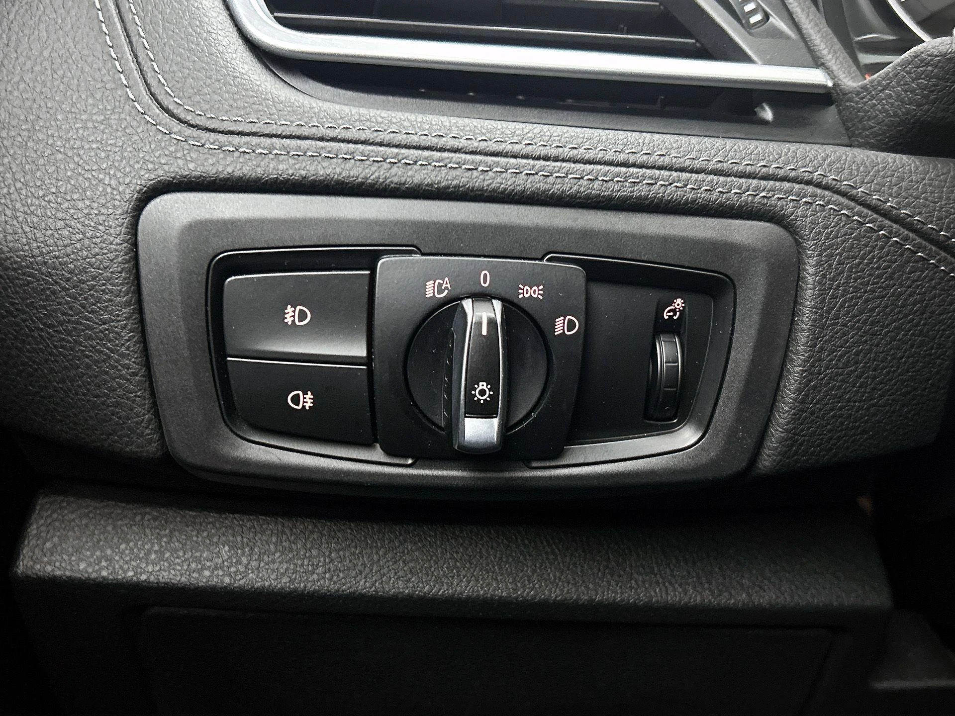 BMW-2 Serie-image-14