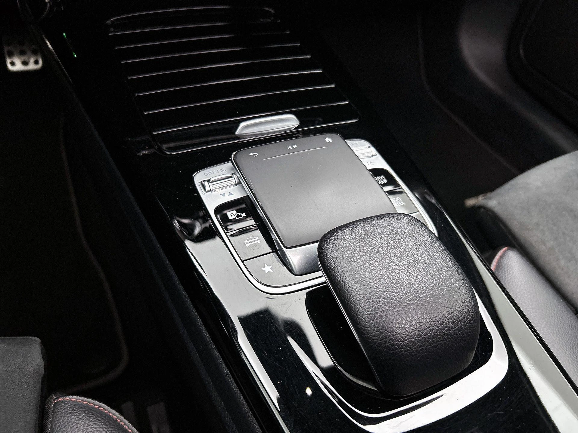 Mercedes-Benz-A-Klasse-image-28