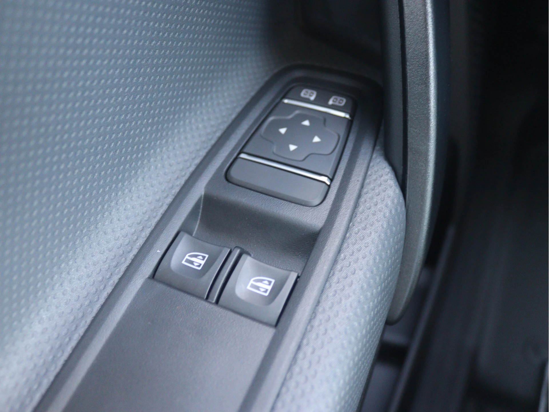 Mercedes-Benz-eCitan-image-4