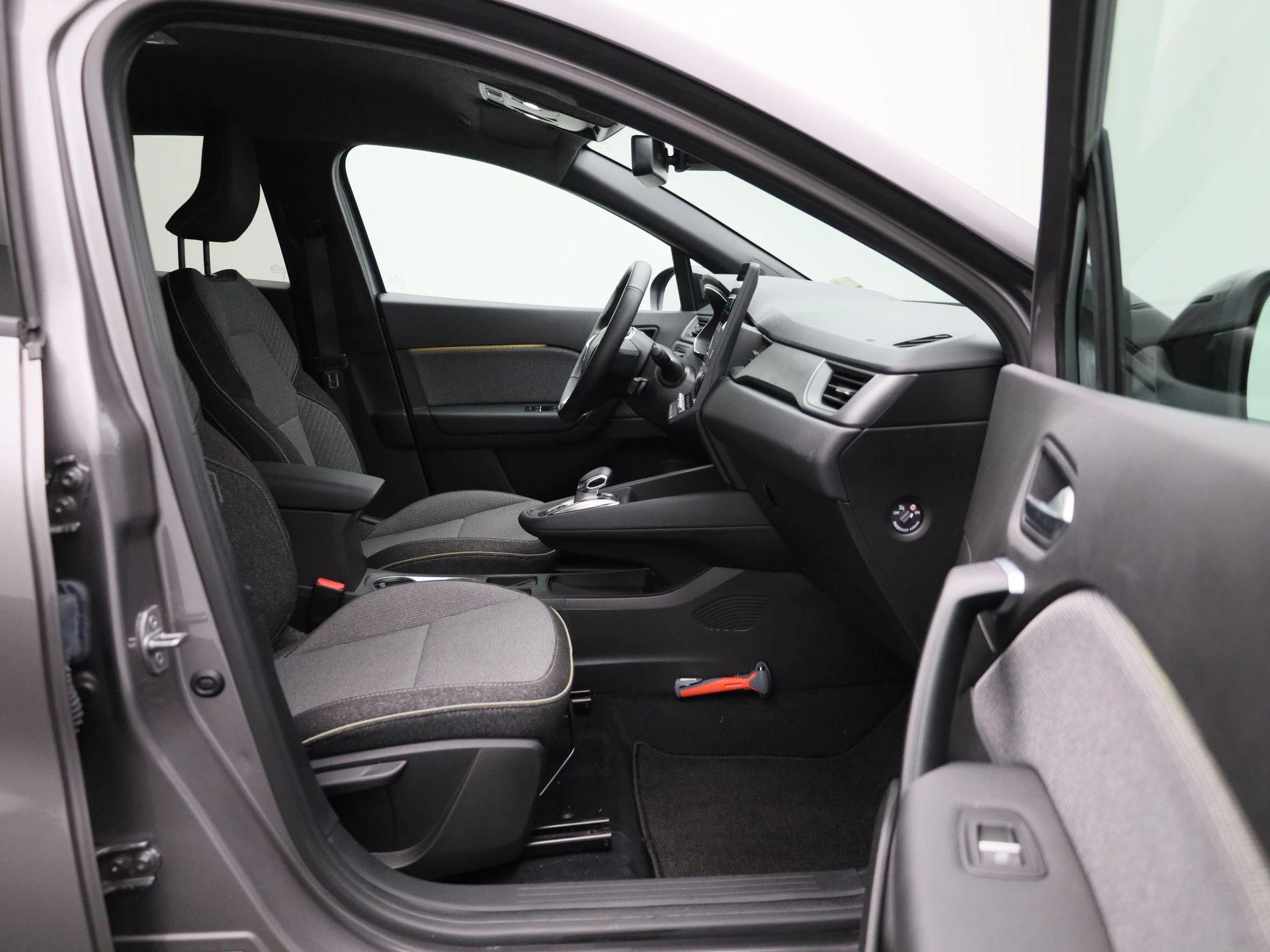 Renault-Captur-image-33