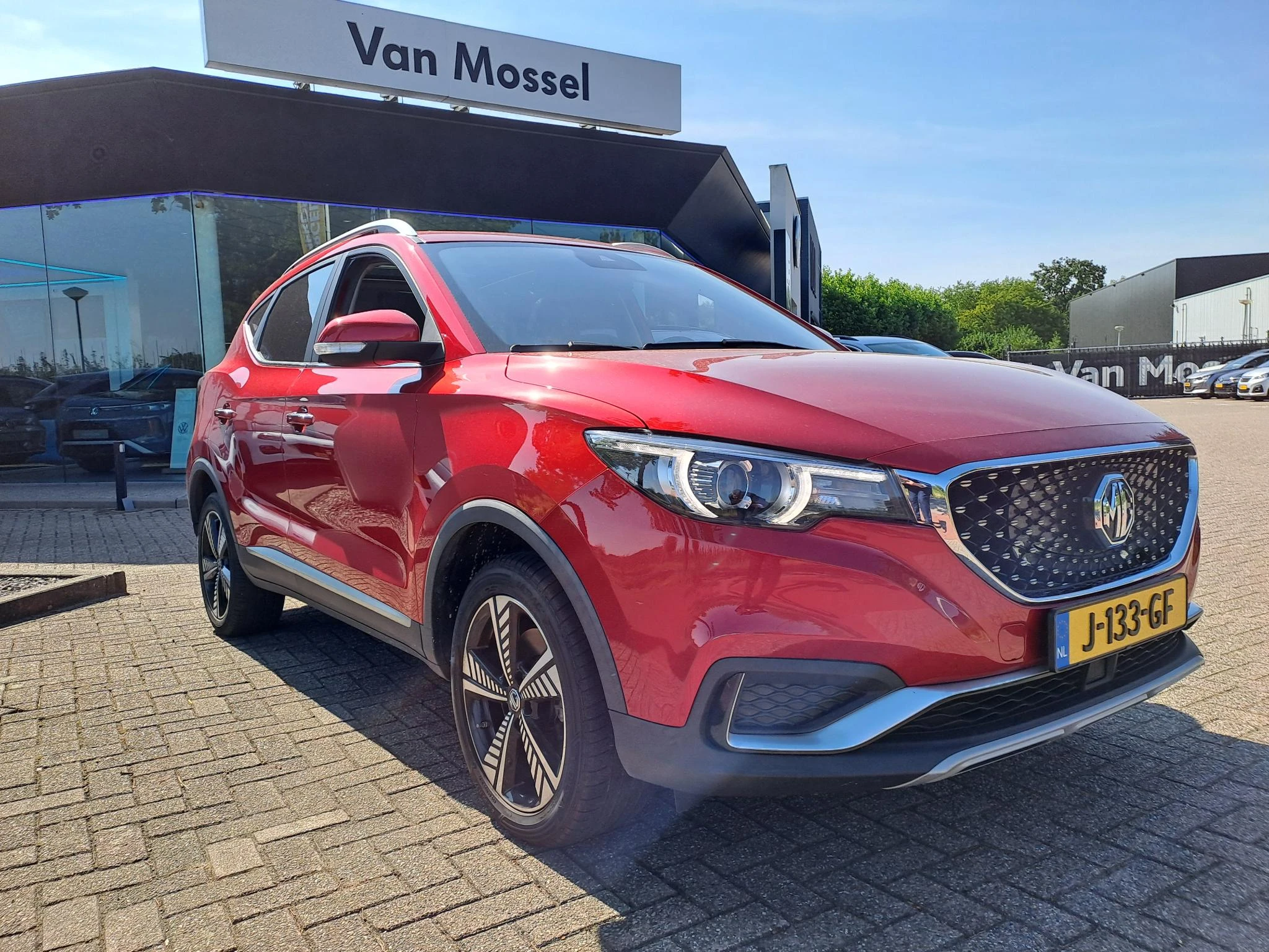 MG-ZS EV-image-6