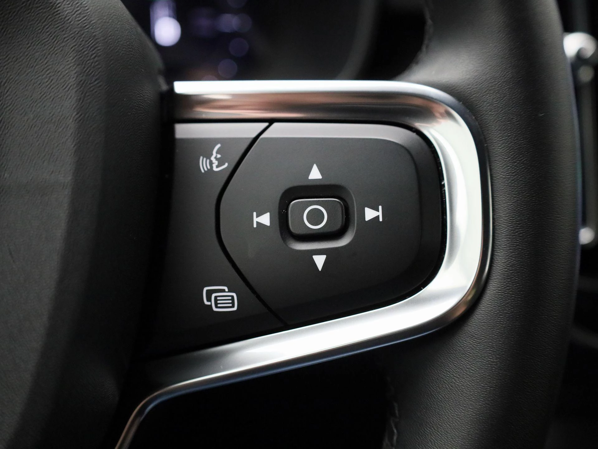 Volvo XC40 Recharge Core