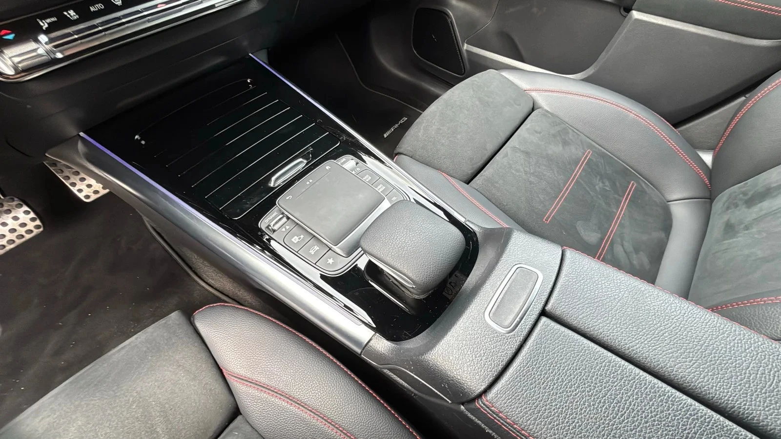 Mercedes-Benz-EQA-image-11