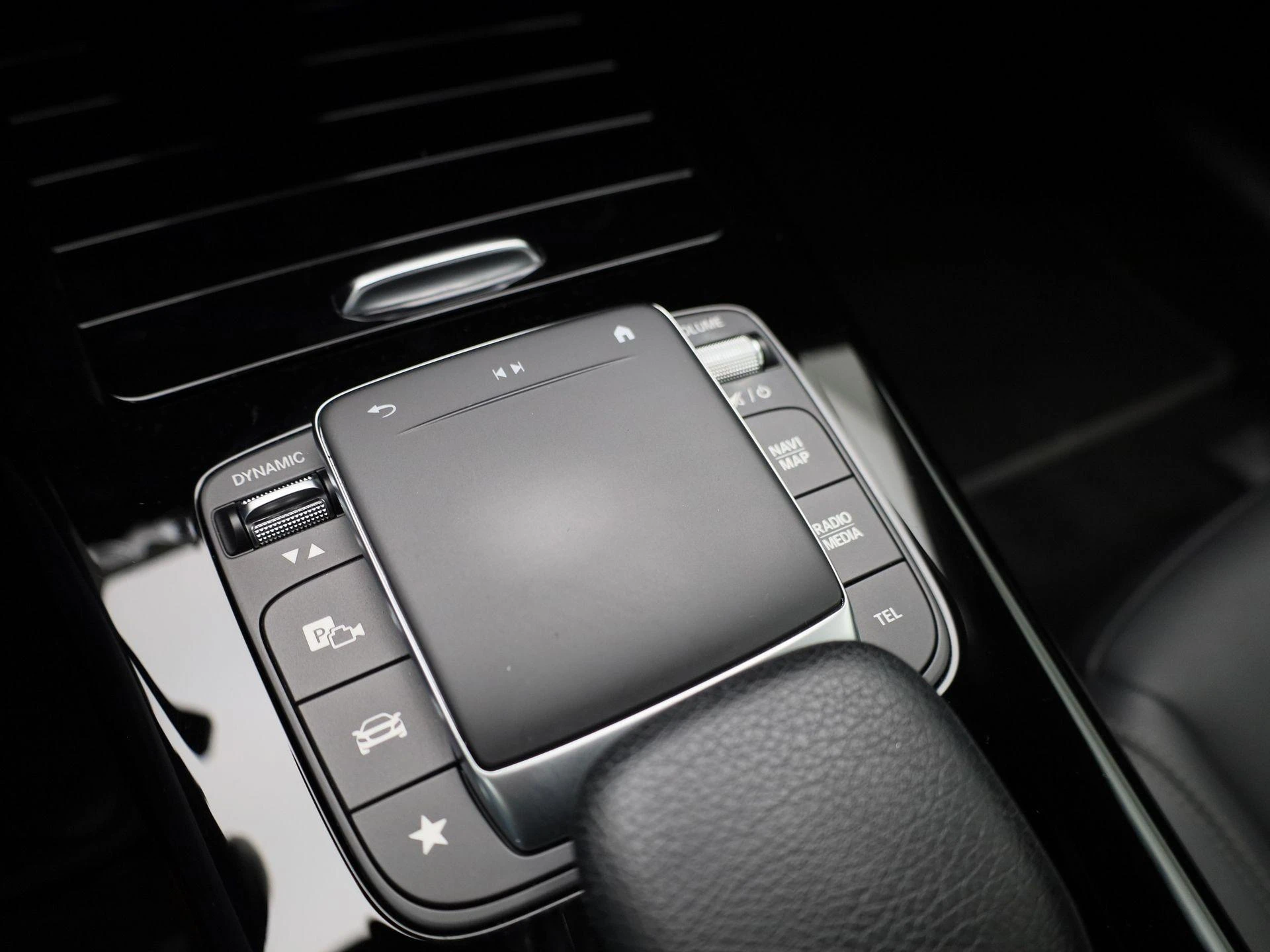 Mercedes-Benz-Classe A-image-23