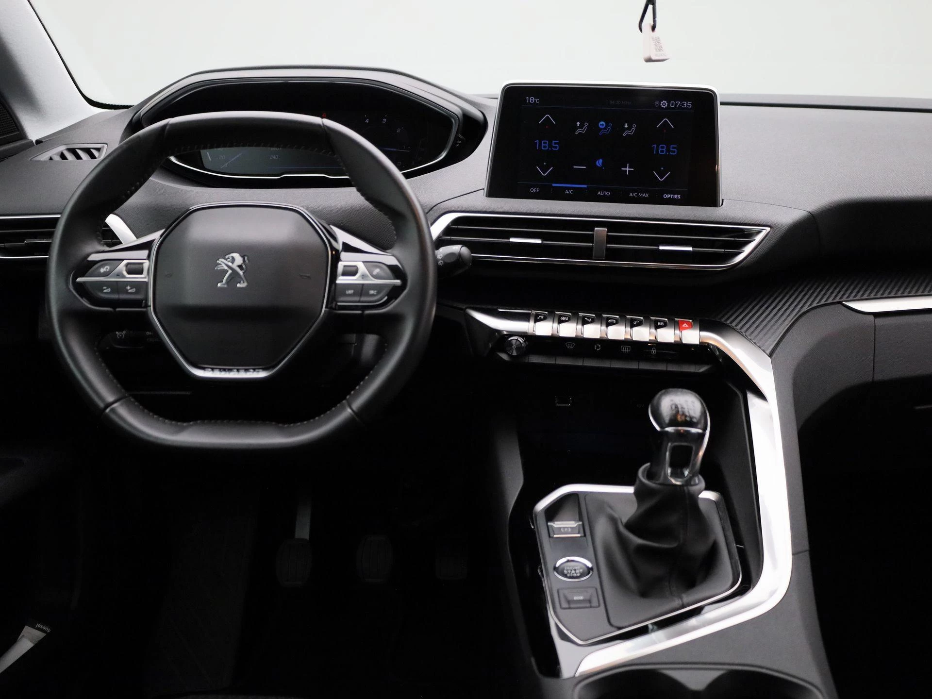 Peugeot-3008-image-6
