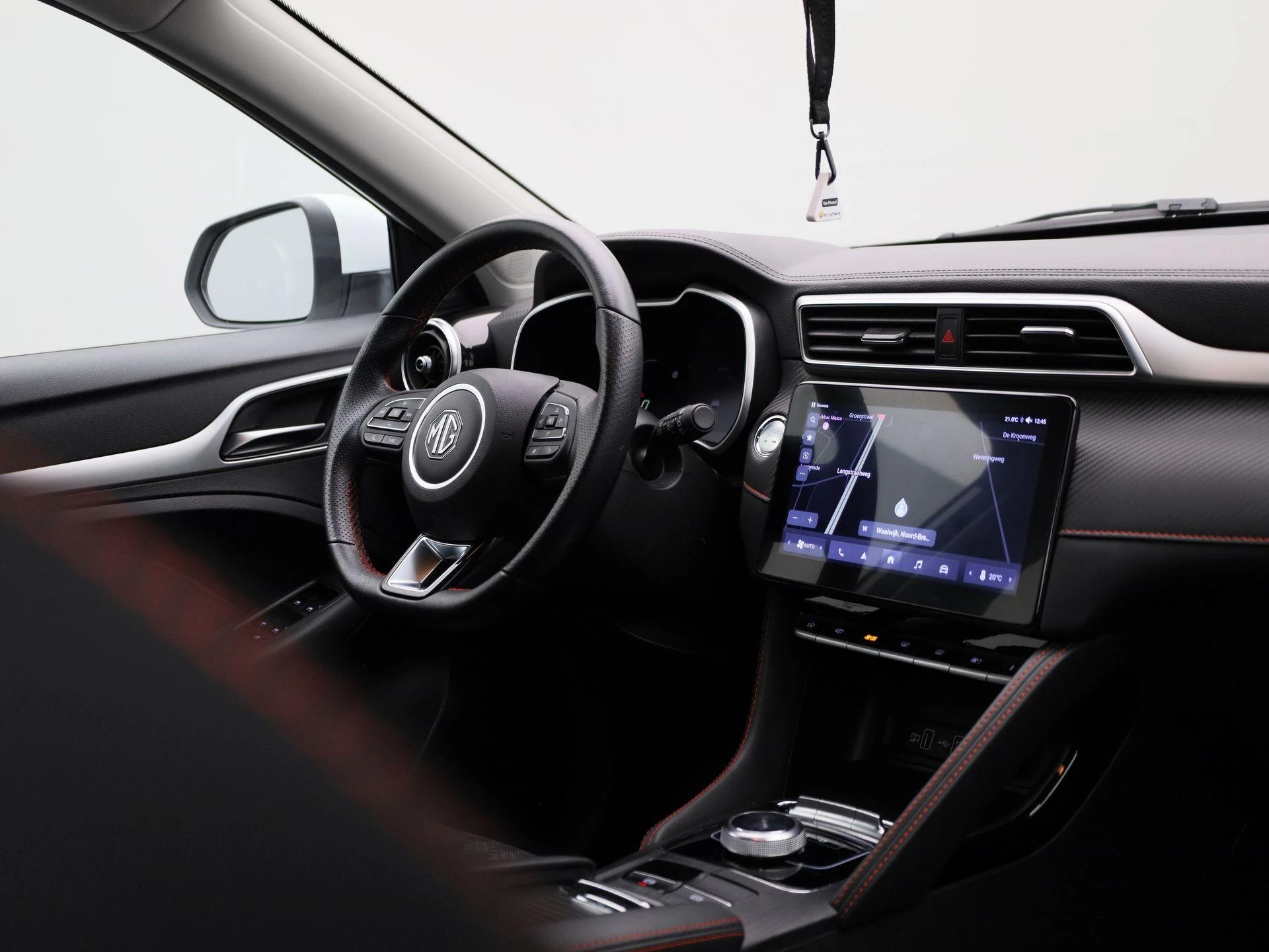 MG-ZS EV-image-29