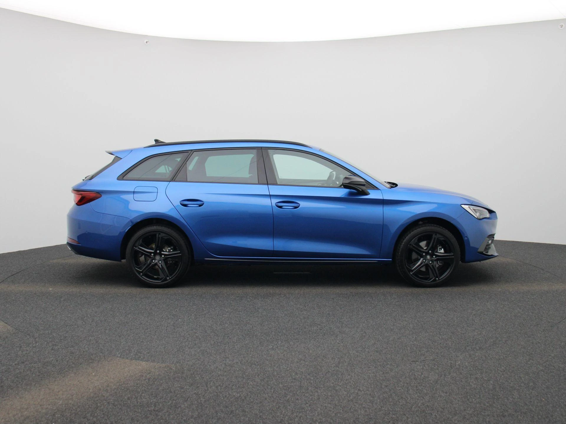 SEAT Leon Sportstourer 1.5 TSI e-Hybrid FR Business