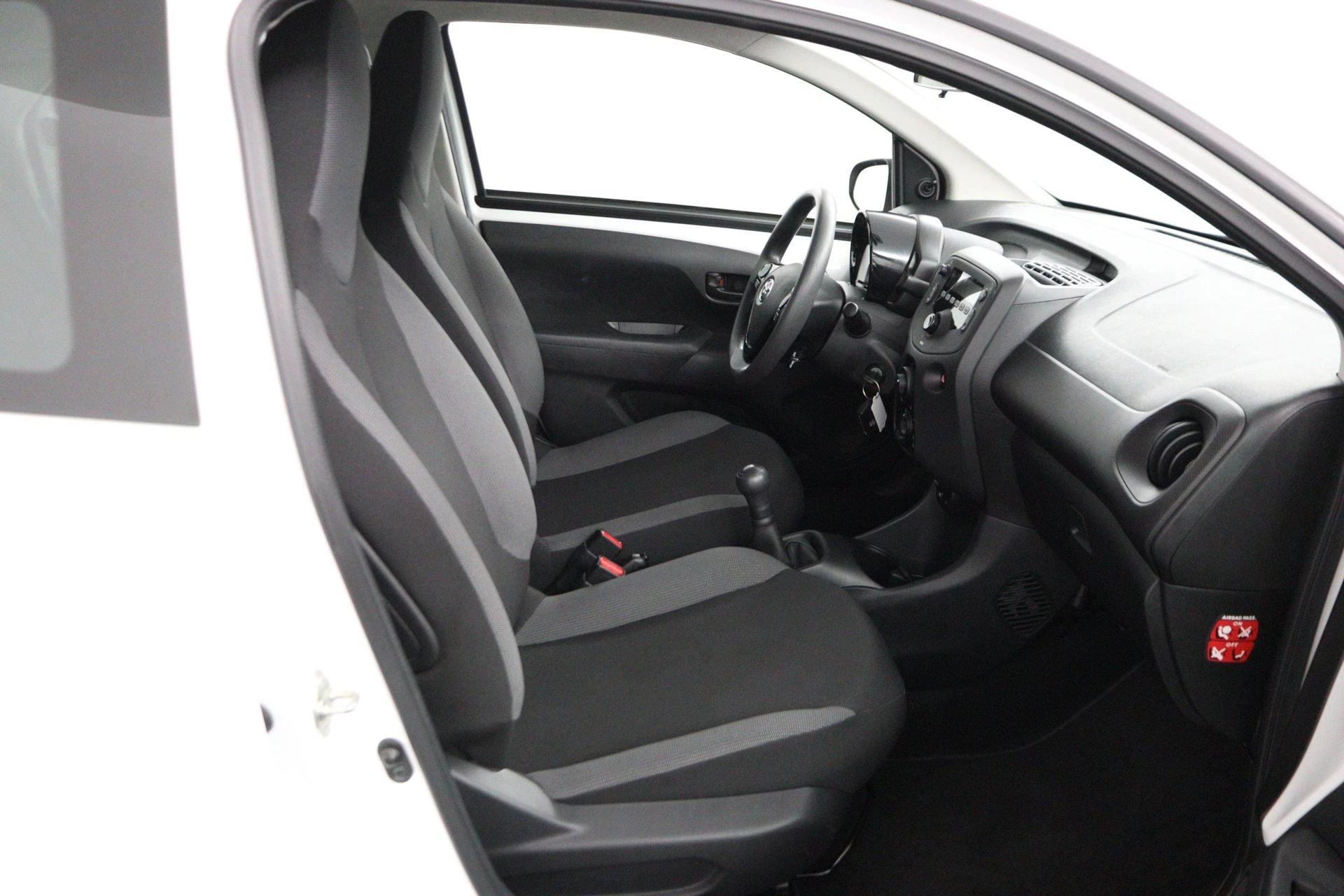 Toyota Aygo 1.0 VVT-i x-fun |
