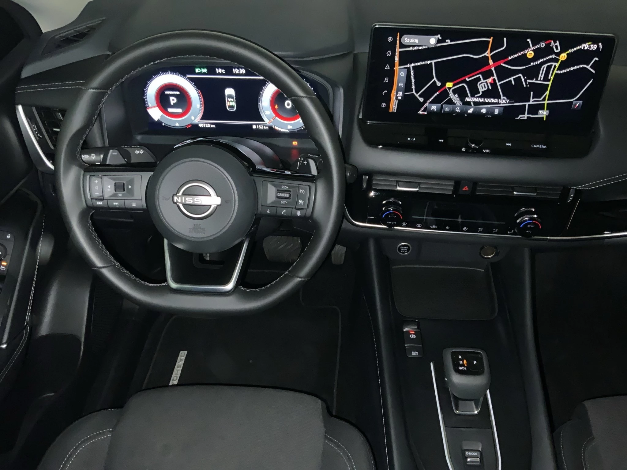 Nissan-QASHQAI-image-11