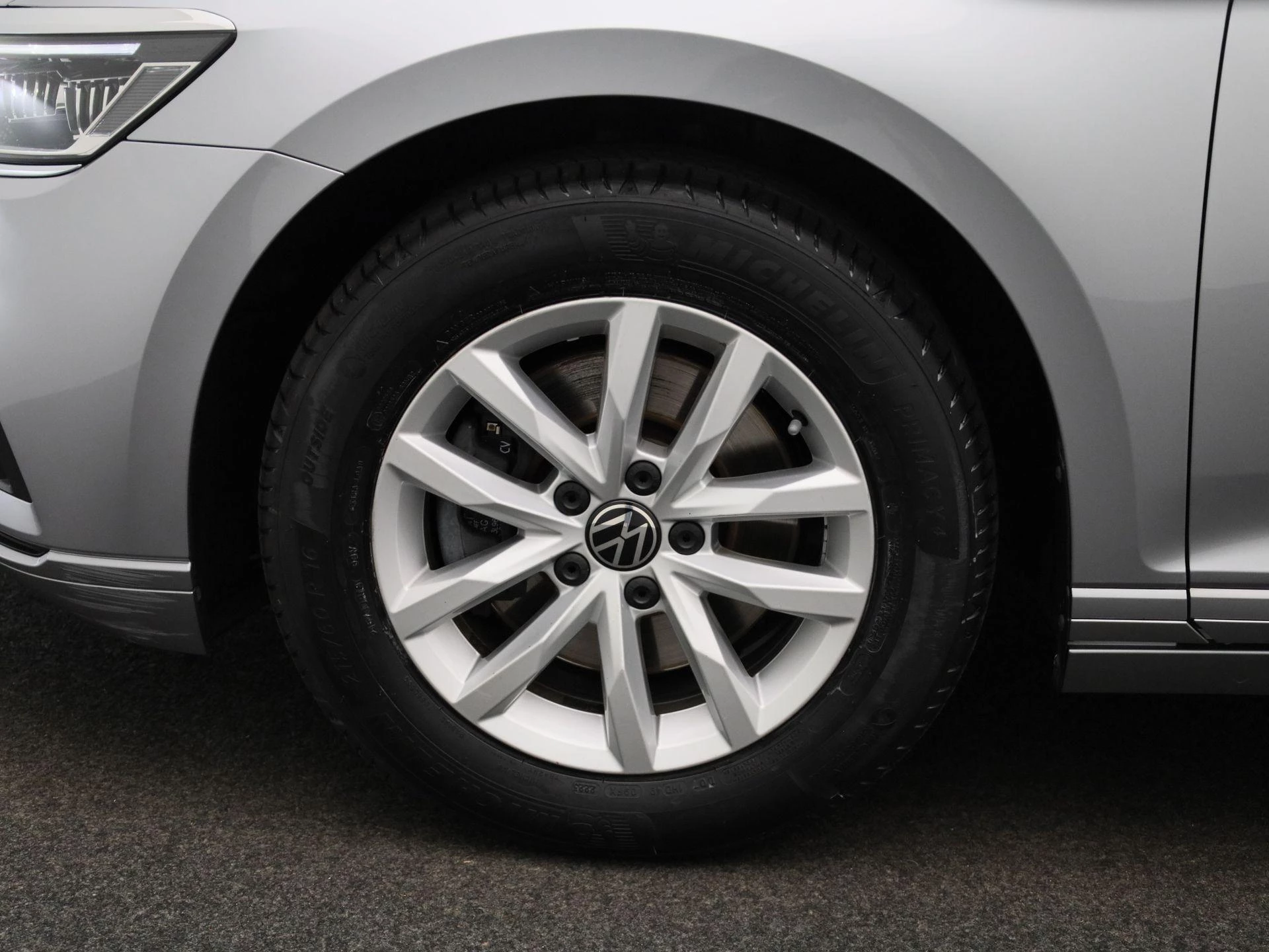 Volkswagen Passat Variant 2.0 TDI 90kW DSG Style Business Elektrische kofferklep | Camera | Adapt cruise