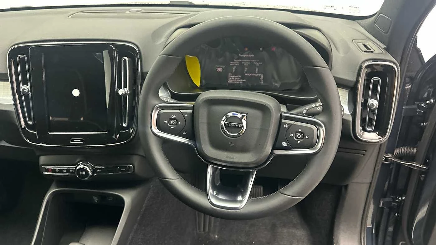 Volvo-XC40-image-11
