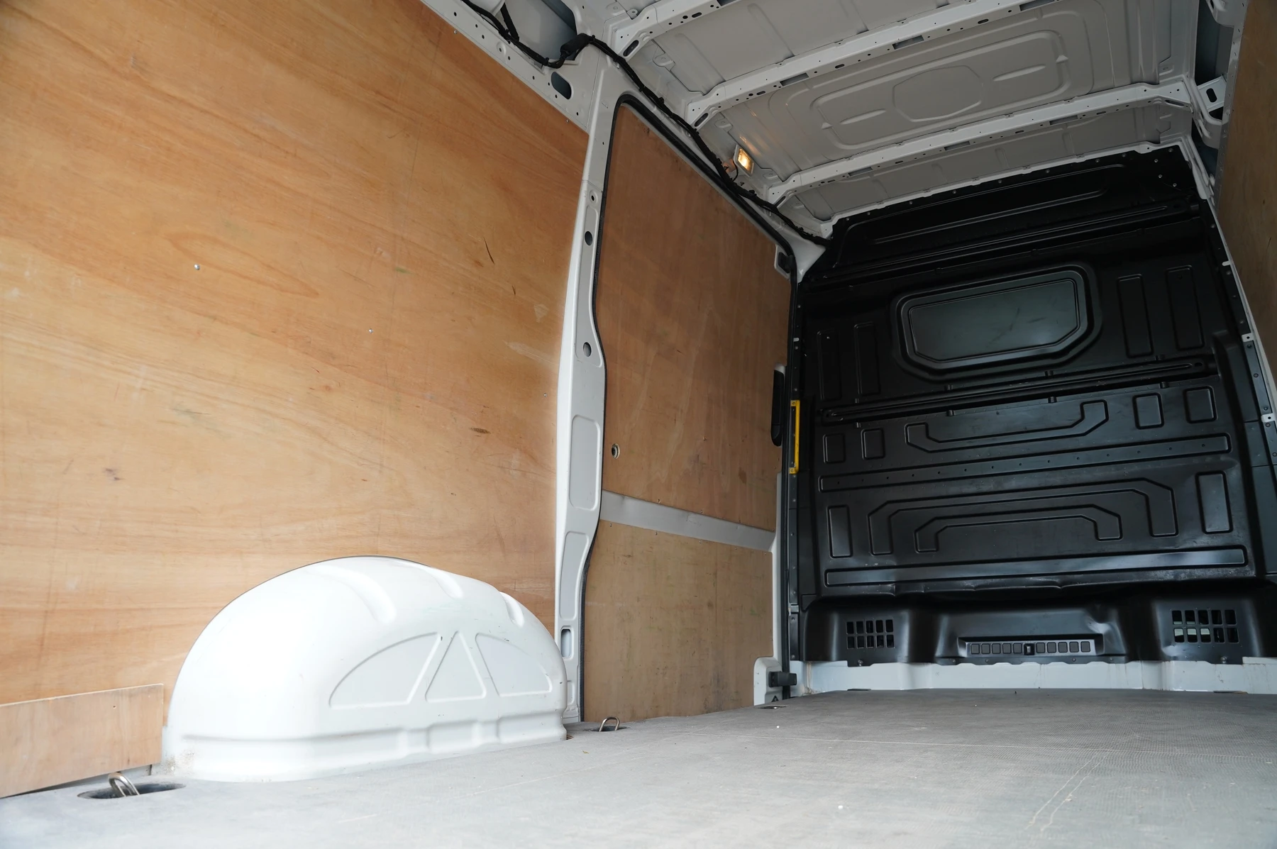 Volkswagen-Crafter-image-30