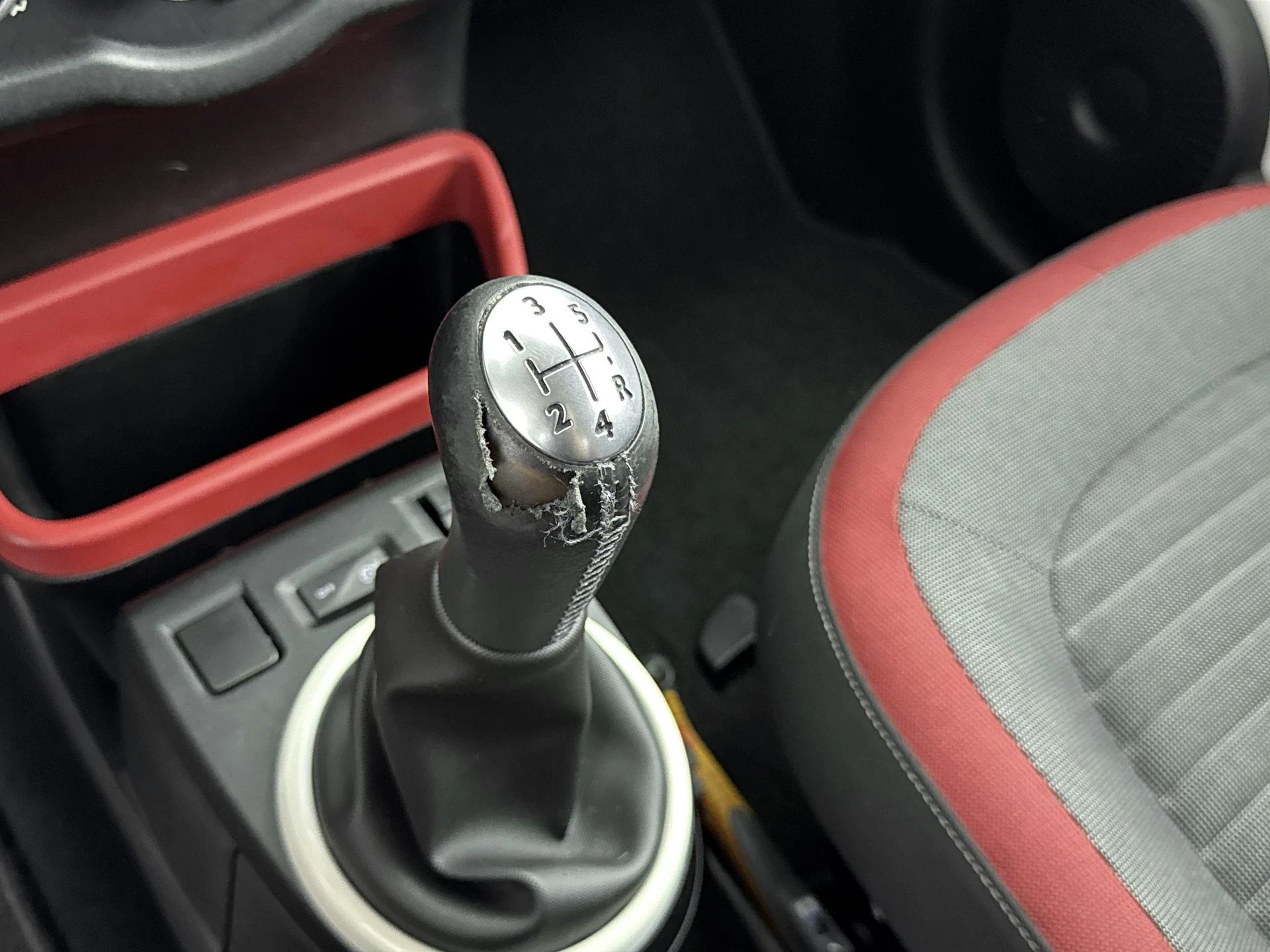 Renault-Twingo-image-22