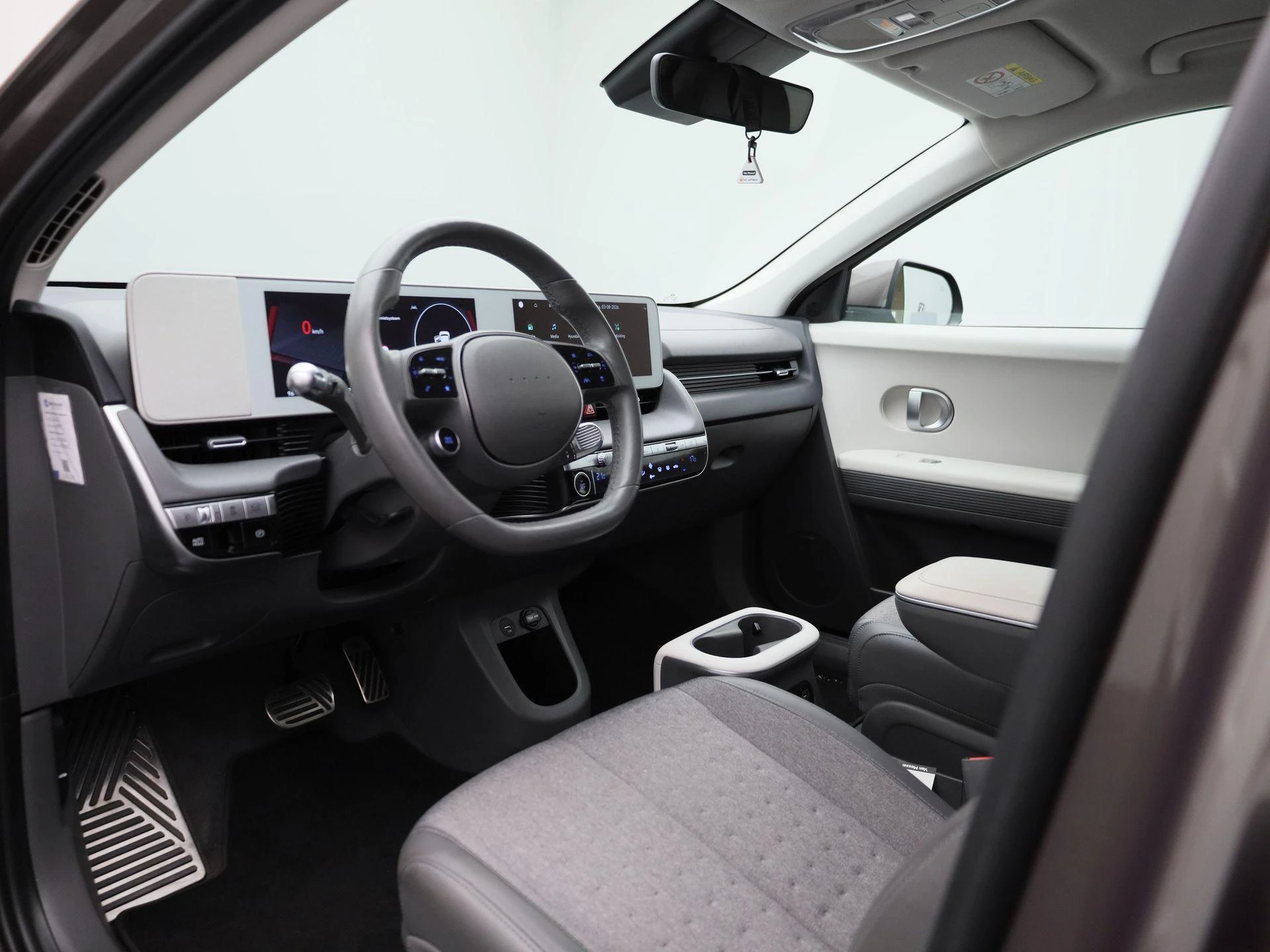 Hyundai-IONIQ 5-image-33