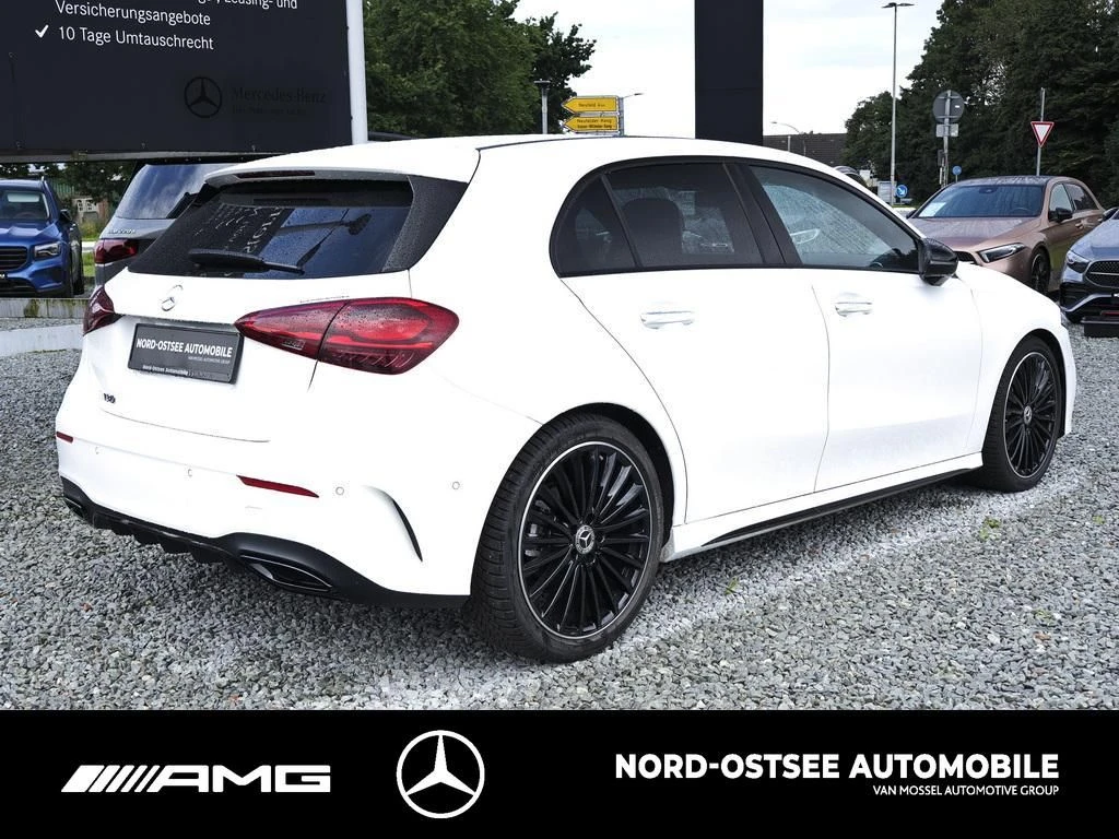 Mercedes-Benz A-Klasse 180 SPECIAL EDITION AMG ADV.+ KAM PANO MBUX AMG Line