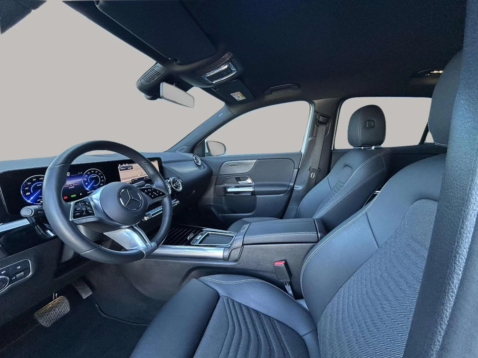 Mercedes-Benz-EQA-image-9