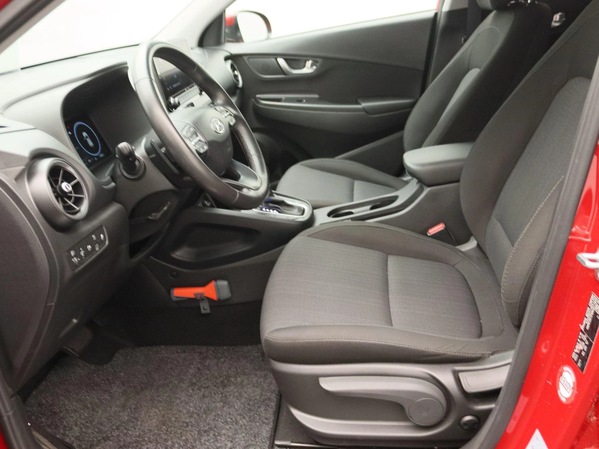 Hyundai-Kona-image-11