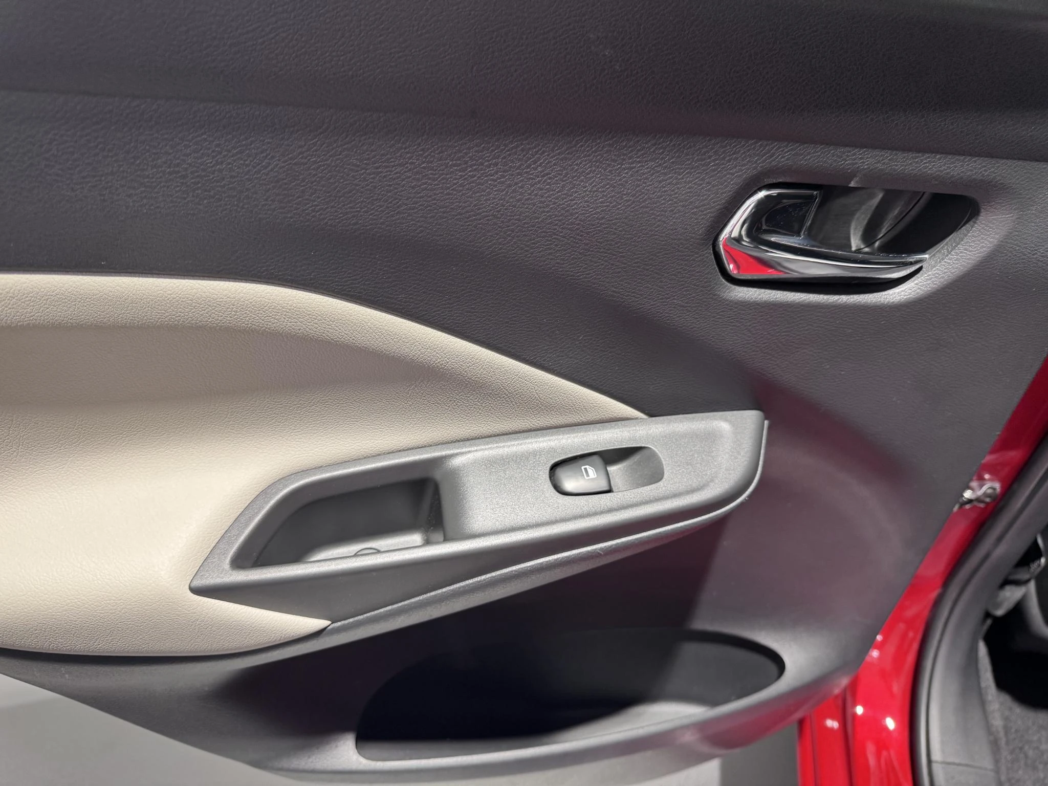 Nissan-Micra-image-7
