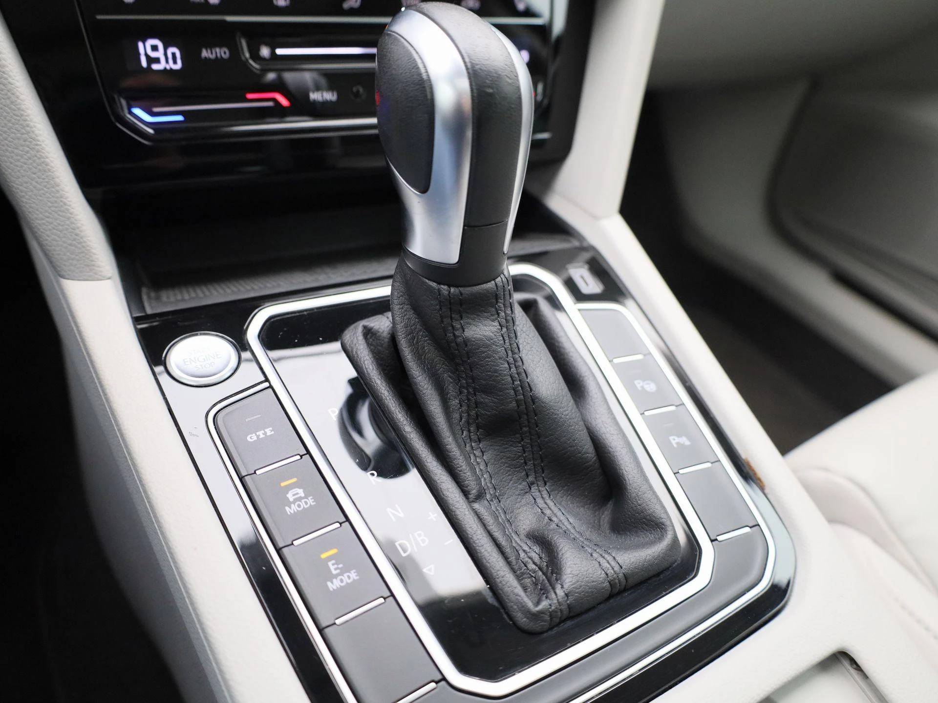 Volkswagen Passat Variant 1.4 TSI PHEV GTE Business