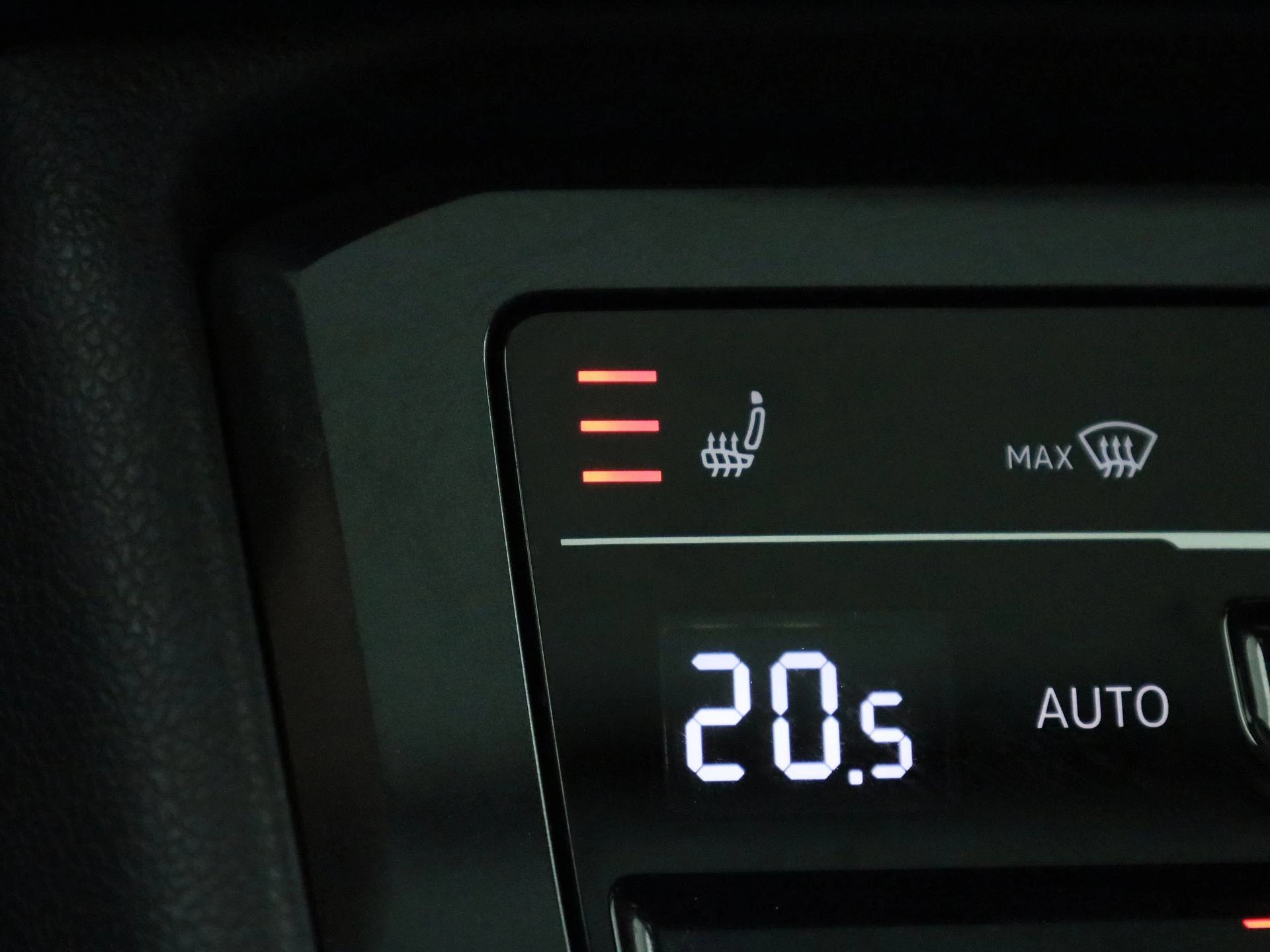 Volkswagen-Tiguan Allspace-image-23