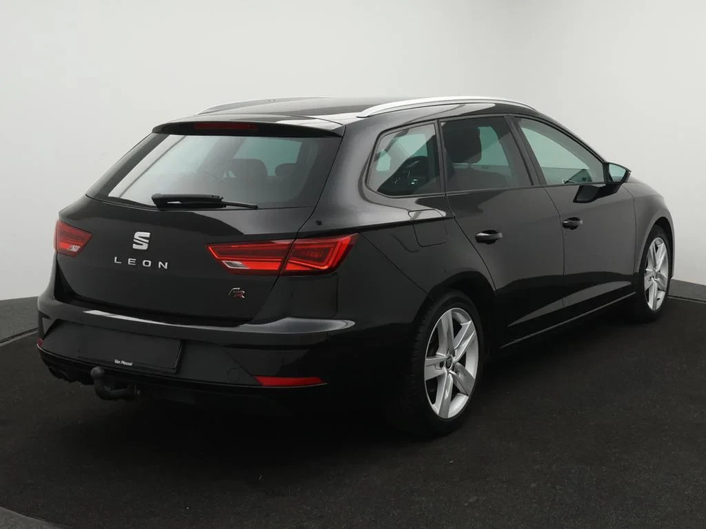SEAT-Leon-image-1