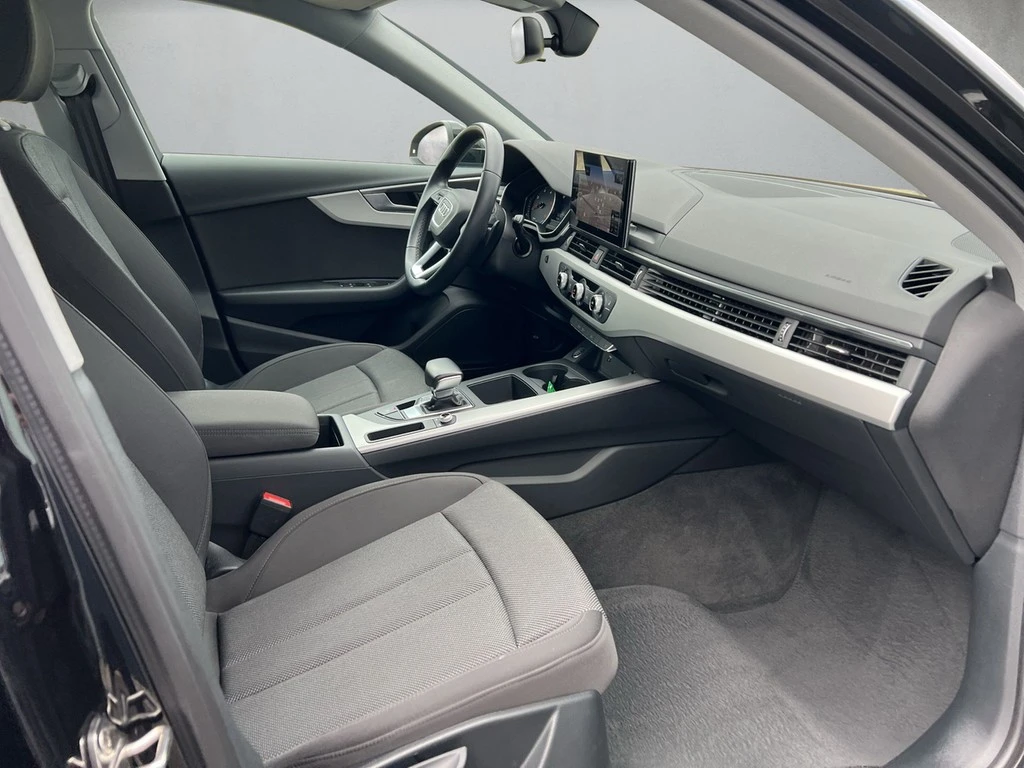 Audi-A4-image-12