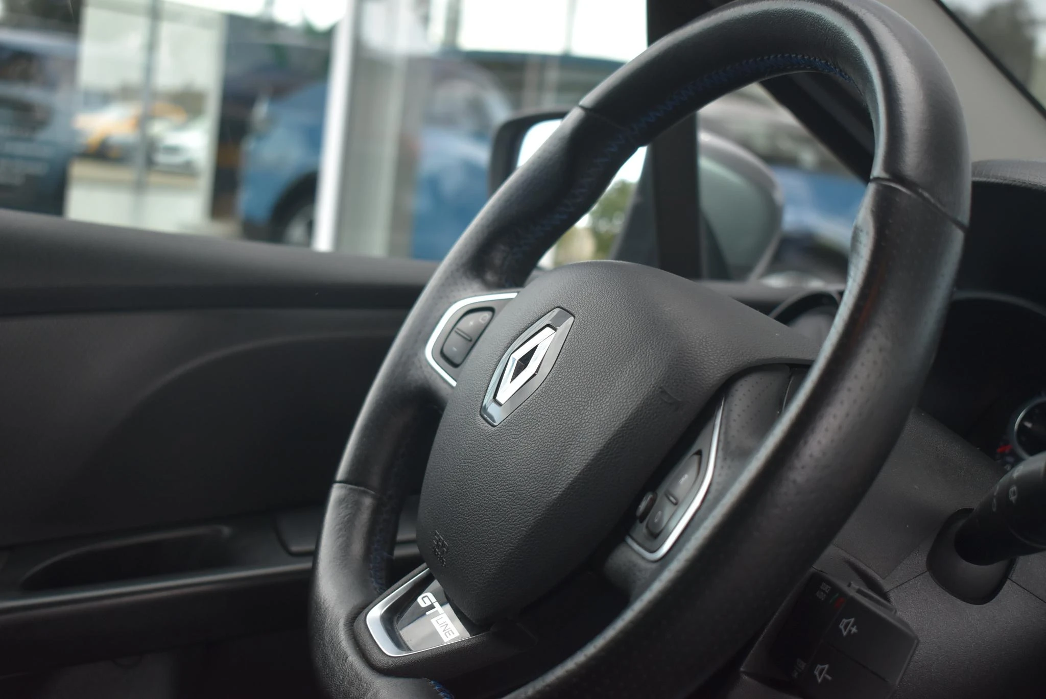 Renault-Clio-image-17