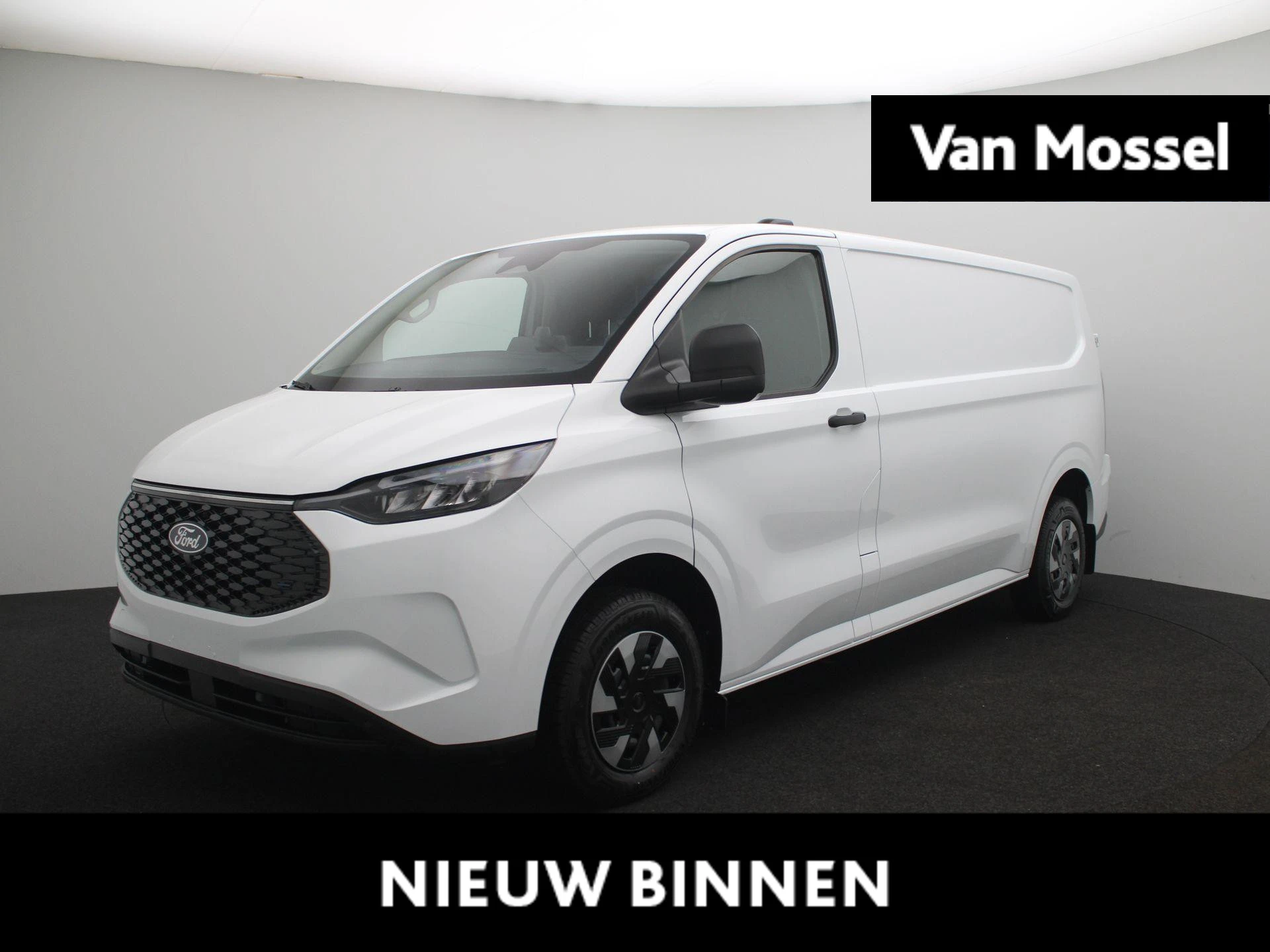 Ford-E-Transit Custom-image-0