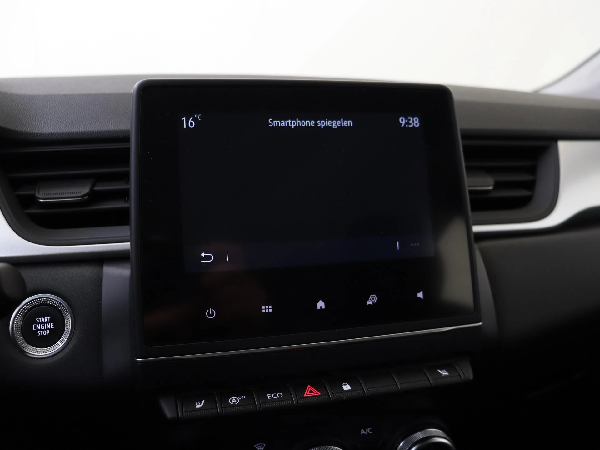 Renault-Captur-image-17