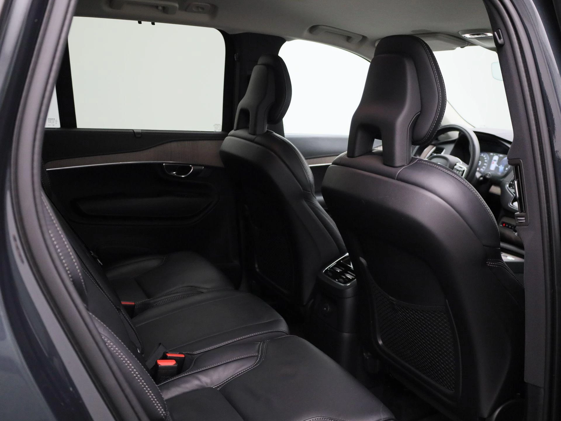 Volvo-XC90-image-36